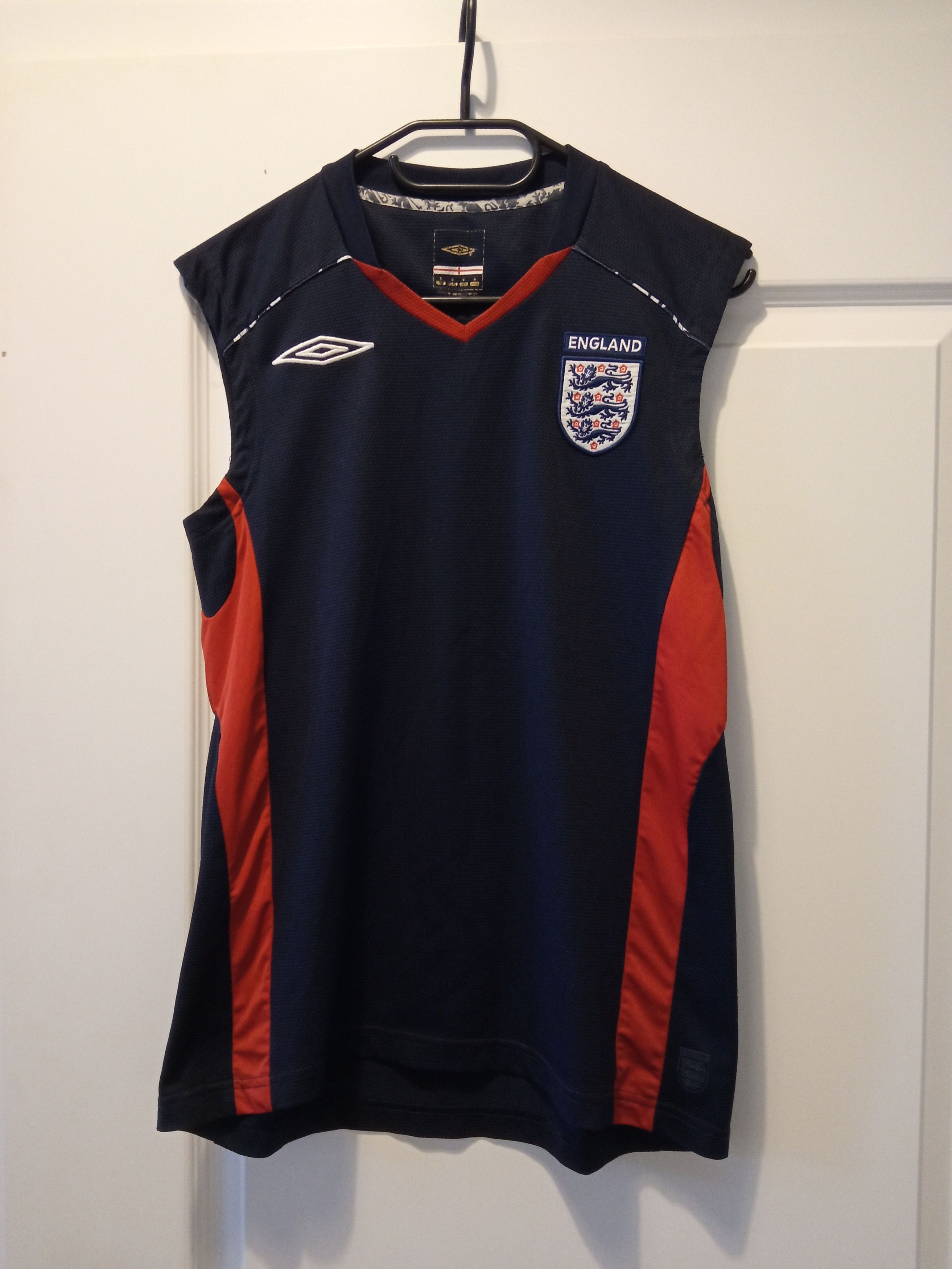 England Football Training Vest | Grailed