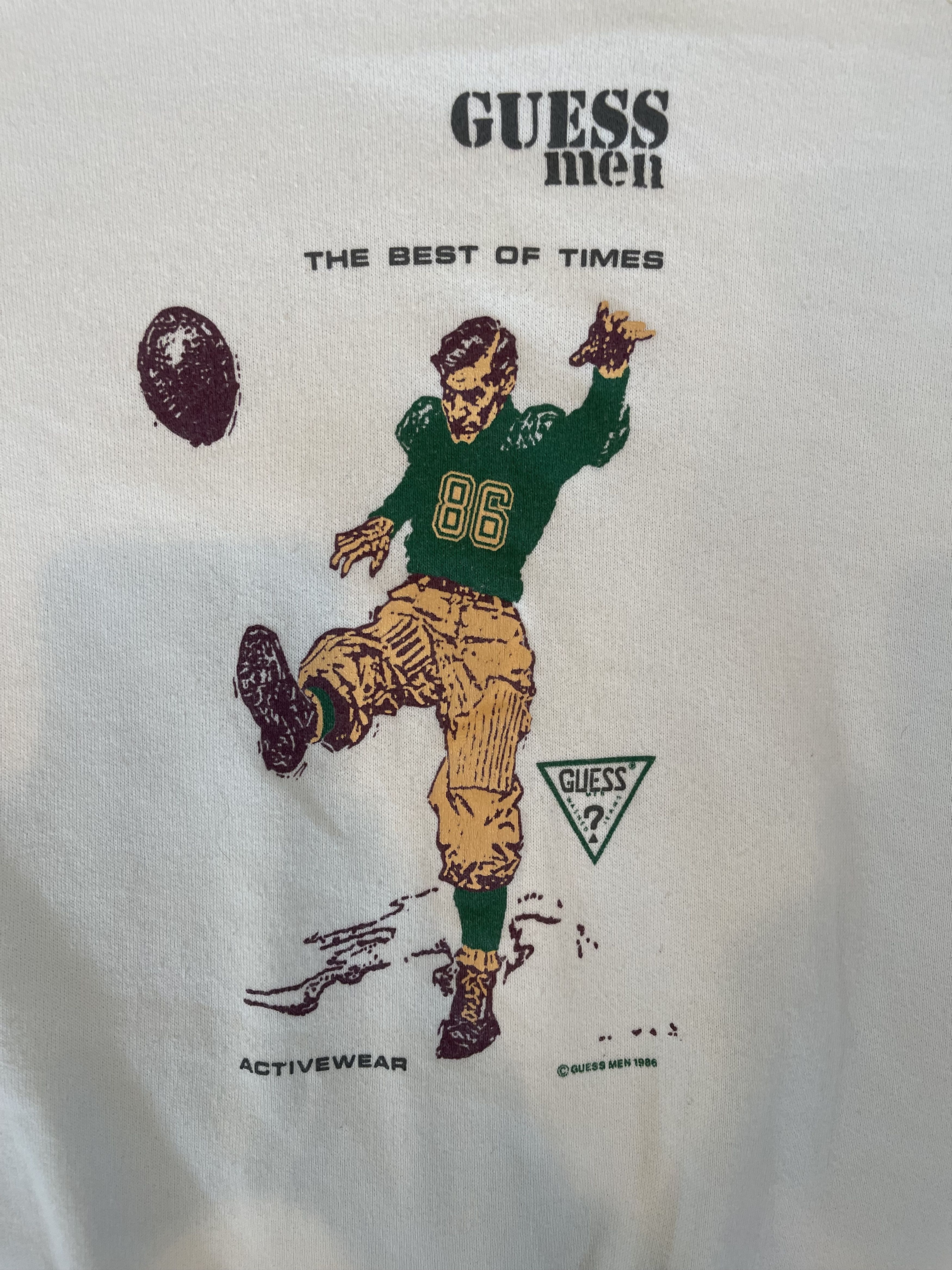 Guess × Vintage 1986 Guess Mens Football Player Graphic Crewneck Size US XL / EU 56 / 4 - 3 Thumbnail