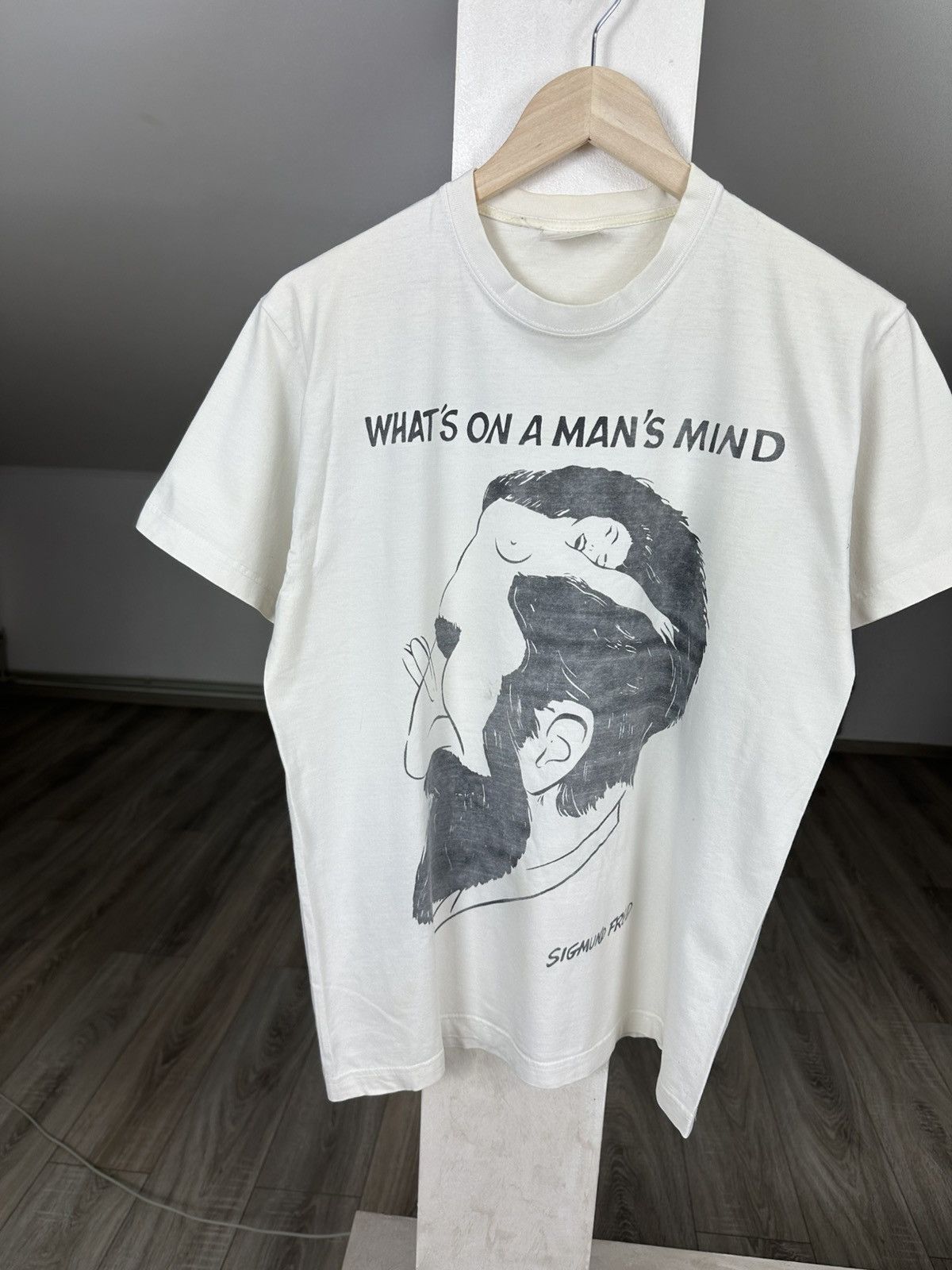 Unsound Rags Sigmund Freud Whats On A Mens Mind RARE Vintage Tee 1990s Size US M / EU 48-50 / 2 - 3 Thumbnail