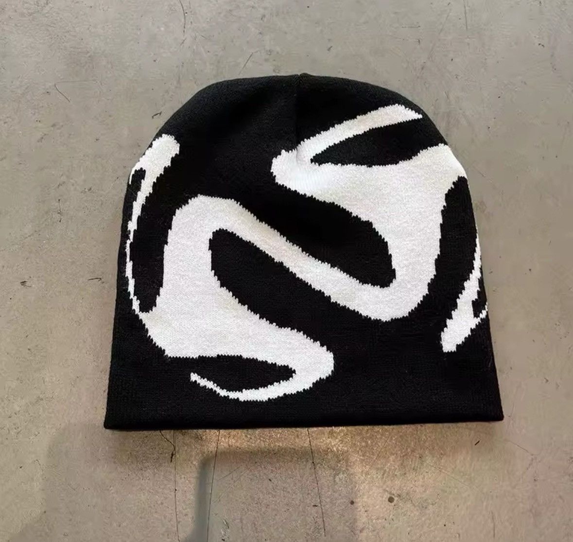 Other black and white y2k beanie Size ONE SIZE - 5 Thumbnail