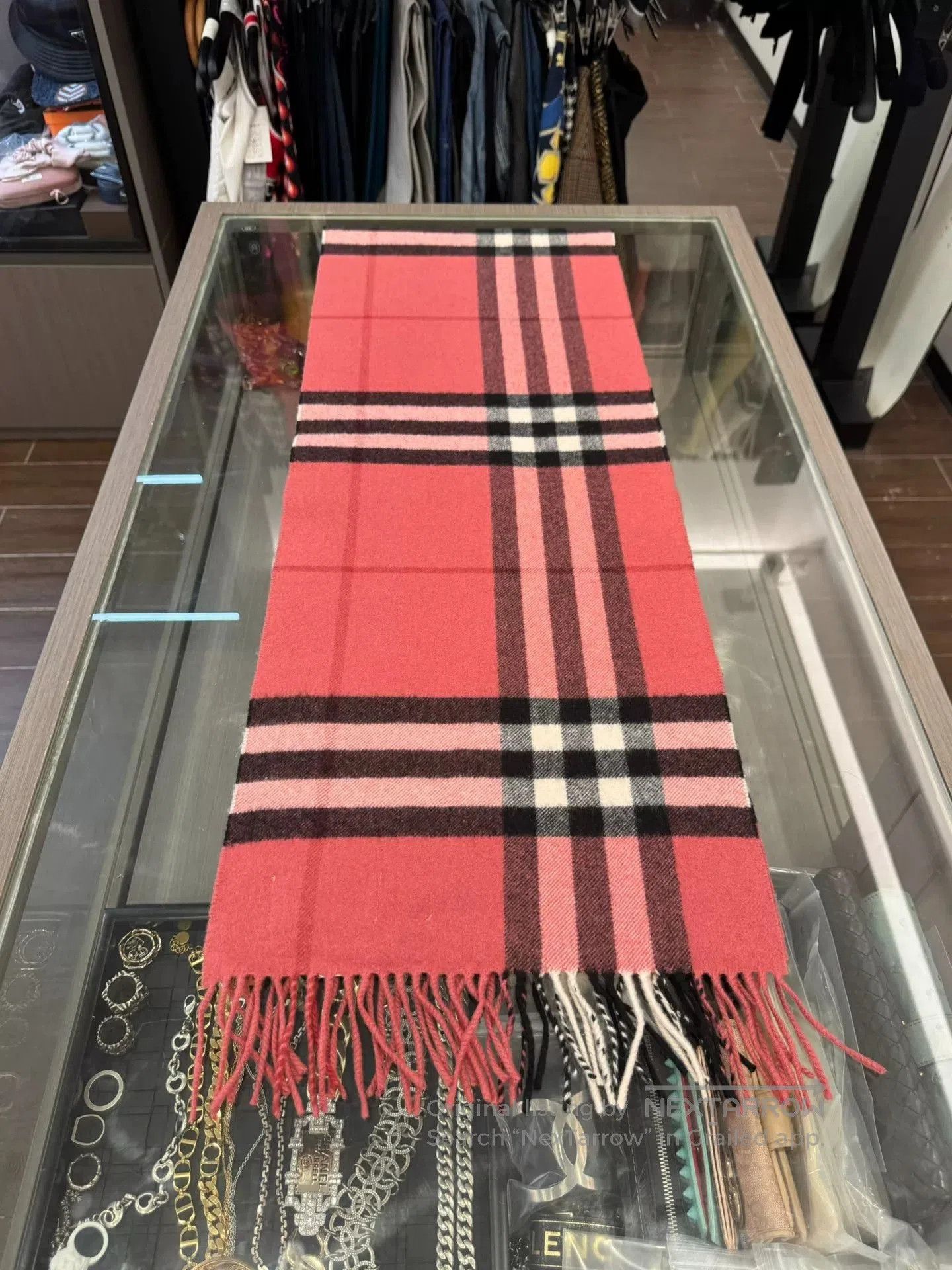 Burberry Burberry Pink Check Cashmere Scarf. Size ONE SIZE - 4 Thumbnail
