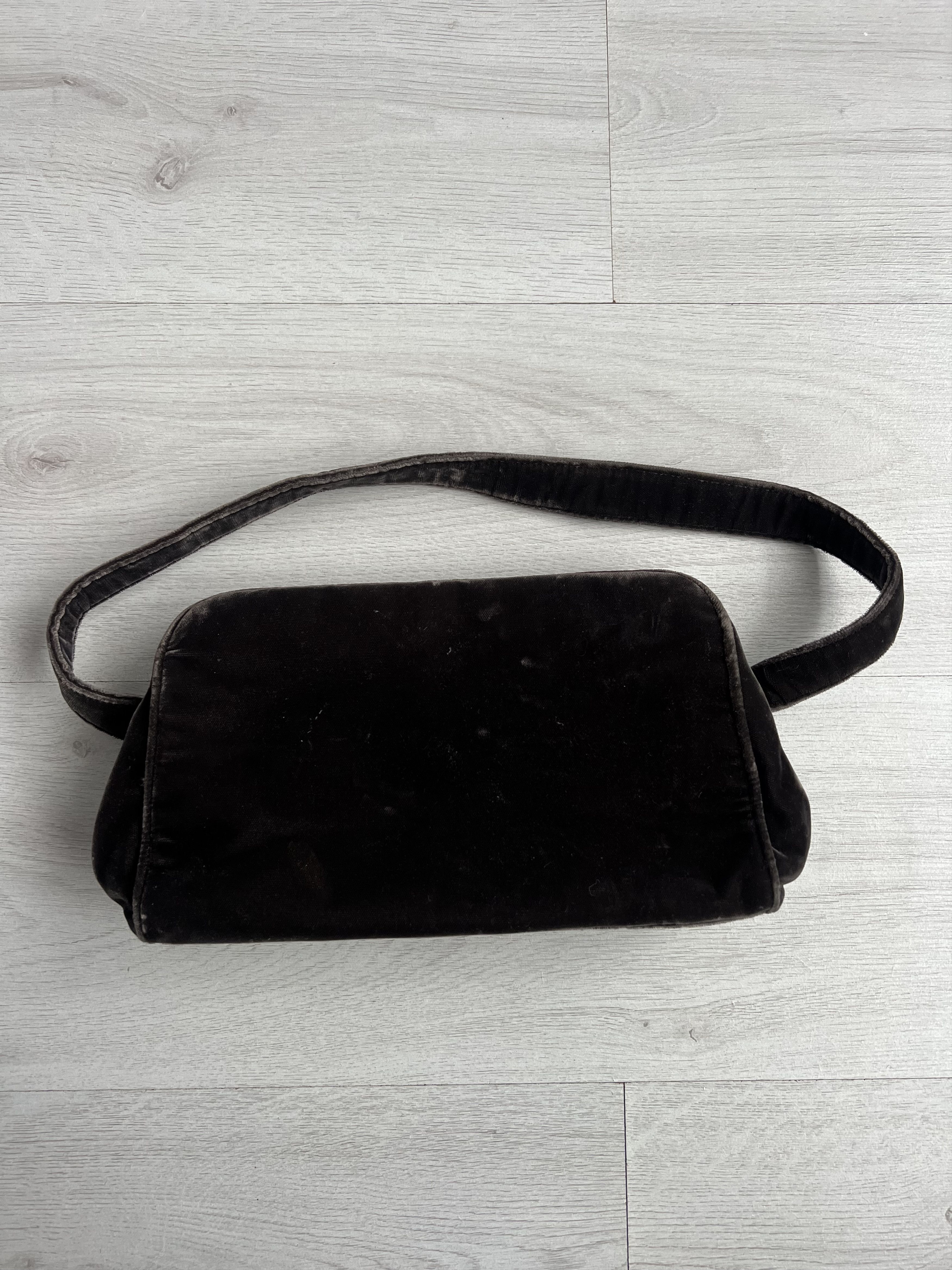 Prada Prada HandBag Velvet Size ONE SIZE - 1 Thumbnail