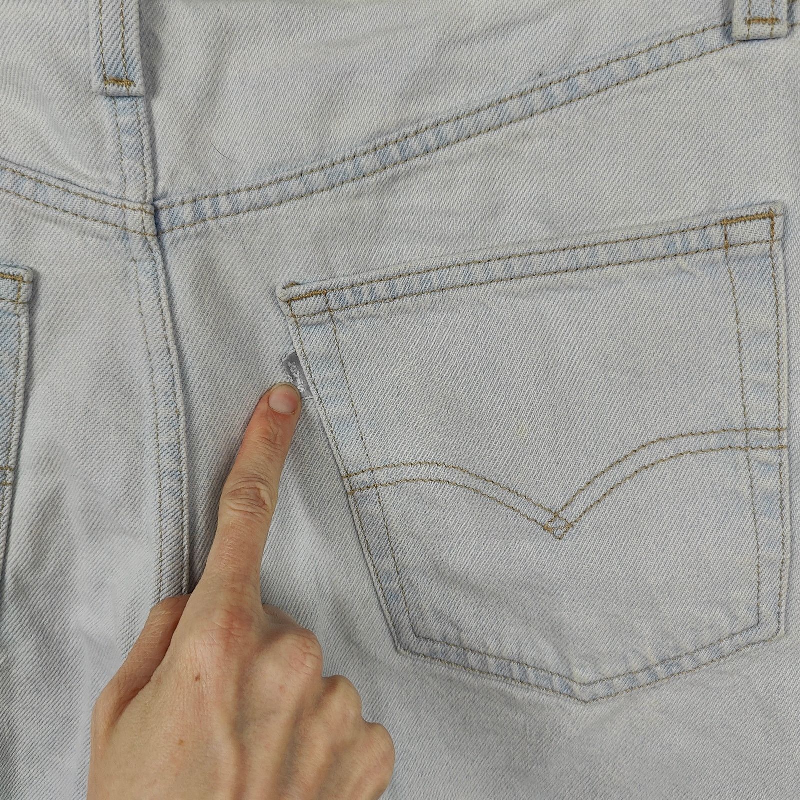 Levi's Levi's Silver Tab Mom Shorts Shorts Womens 30 Light Wash Size 30" / US 8 / IT 44 - 5 Thumbnail