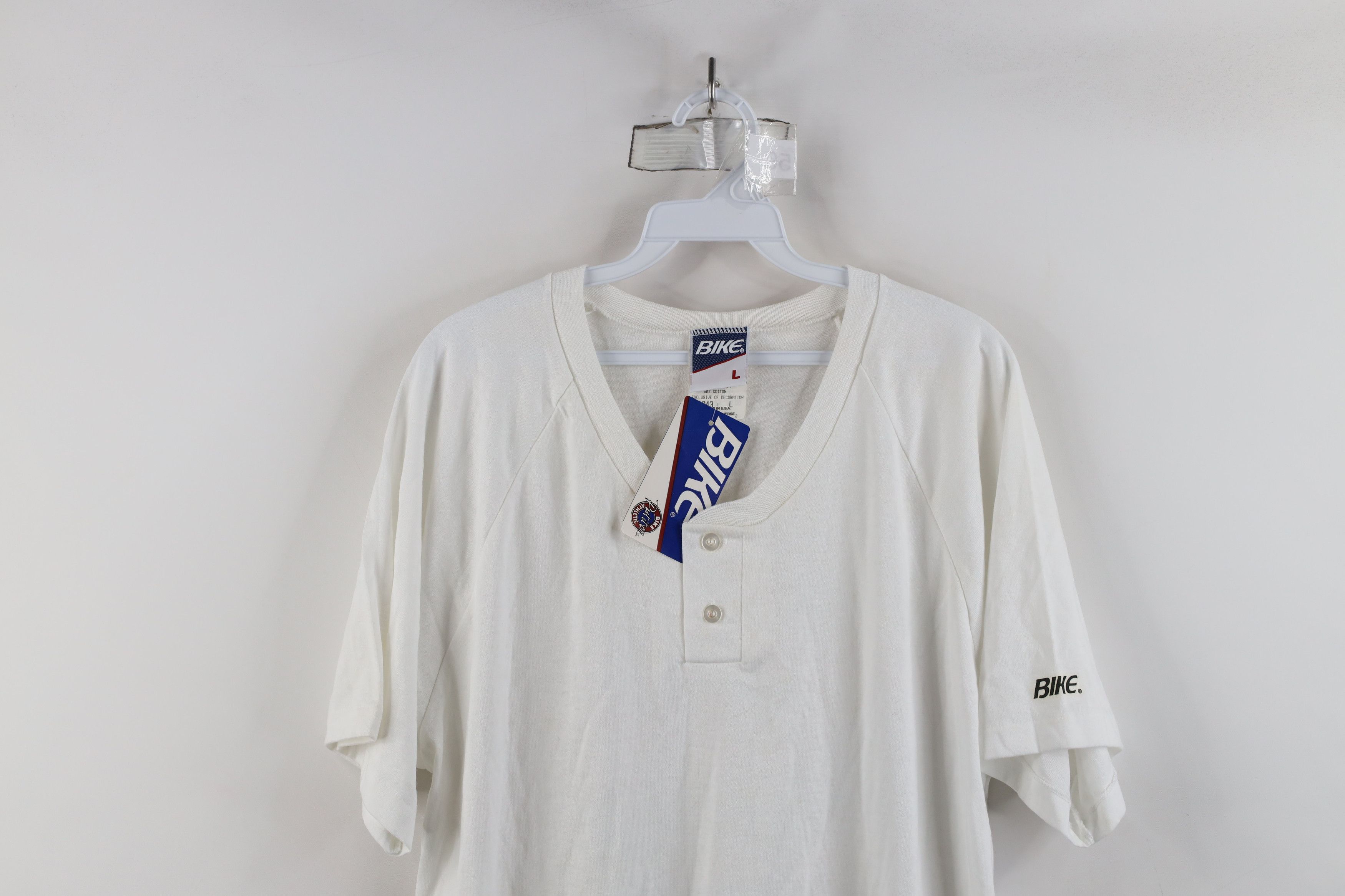 Vintage Deadstock Vintage 80s 90s Bike Henley T-Shirt White USA Size US L / EU 52-54 / 3 - 2 Thumbnail