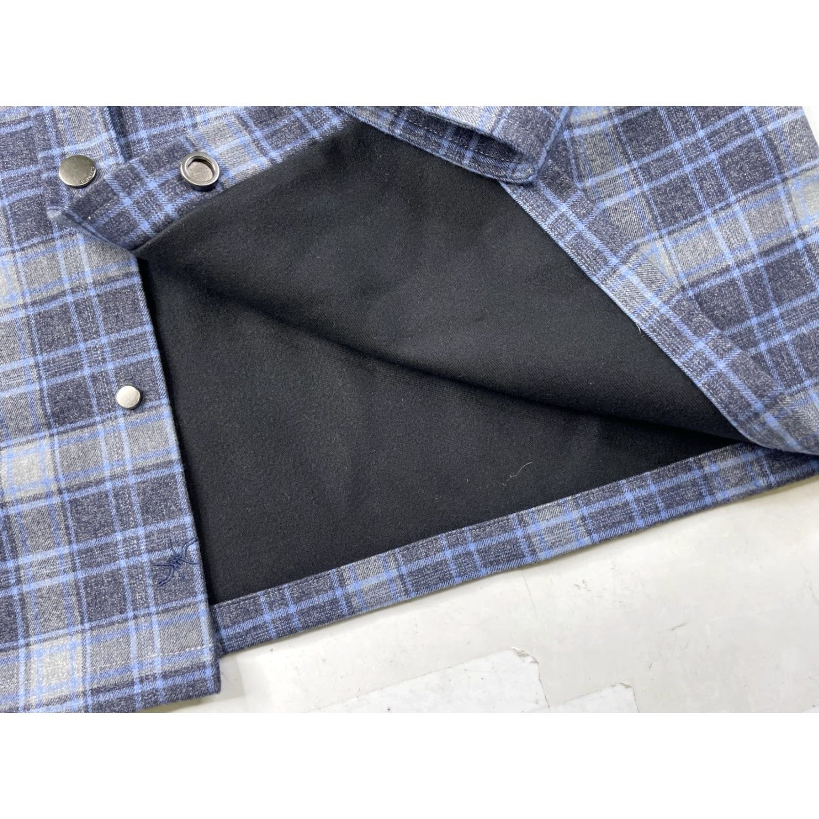 Vintage VINTAGE Schnees Bozeman Montana Shirt Mens Large Plaid Flannel Fleece Lined Snap Blue Size US L / EU 52-54 / 3 - 2 Thumbnail