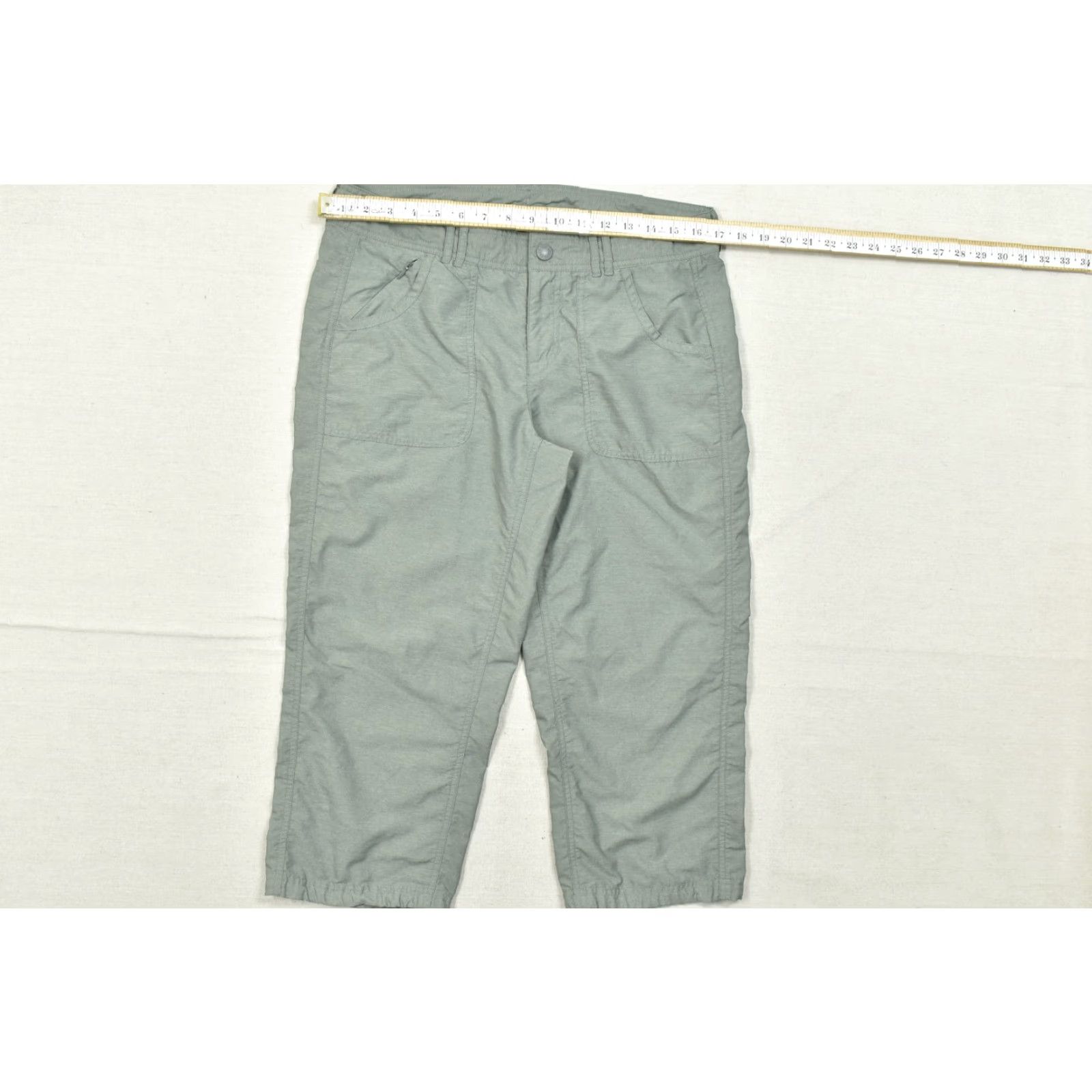 The North Face The North Face Women Size 10 Gray Aphrodite 2.0 Capri Hiking Pants Lightweight Size 32" / US 10 / IT 46 - 8 Thumbnail