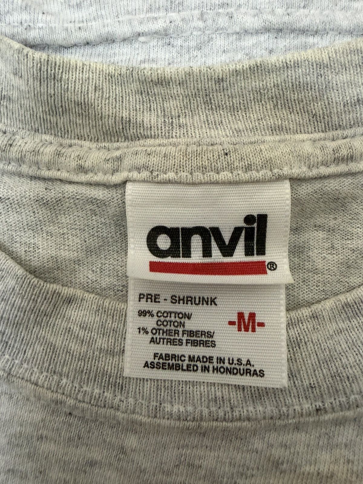 Band Tees VINTAGE 2003 FUJIROCK FESTIVAL BADGE LOGO ANVIL Size US M / EU 48-50 / 2 - 11 Thumbnail