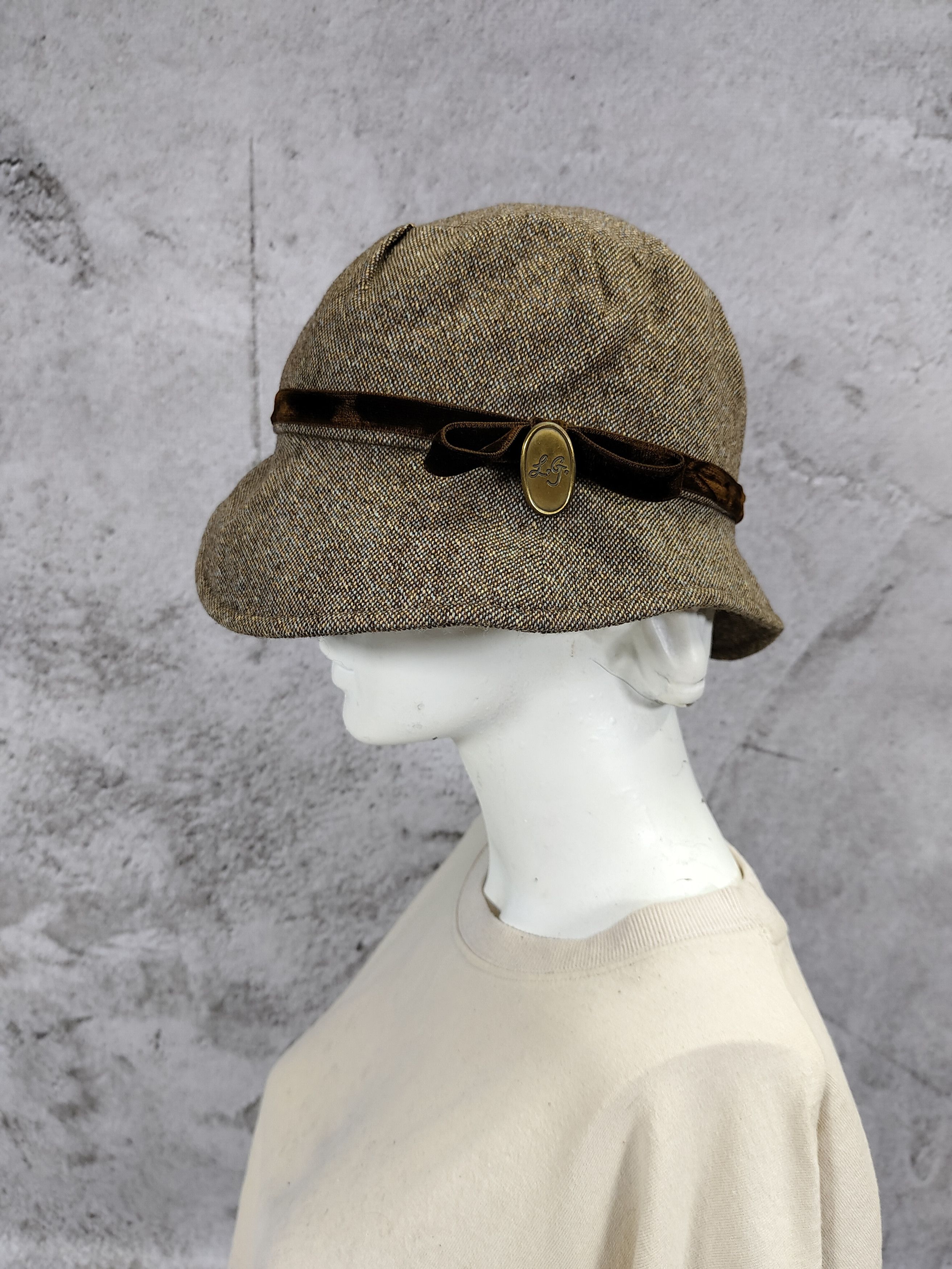Japanese Brand 2000s Lulu Guinness- Wavy Down Brim Wool Tweed Cloche Hat Size ONE SIZE - 1 Thumbnail