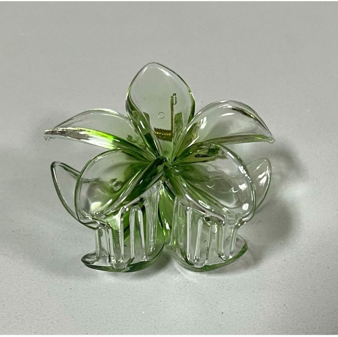Japanese Brand × Vintage Green Hibiscus Flower Claw Hair Clip Accessory 🌺✨ #summer Size ONE SIZE - 3 Thumbnail