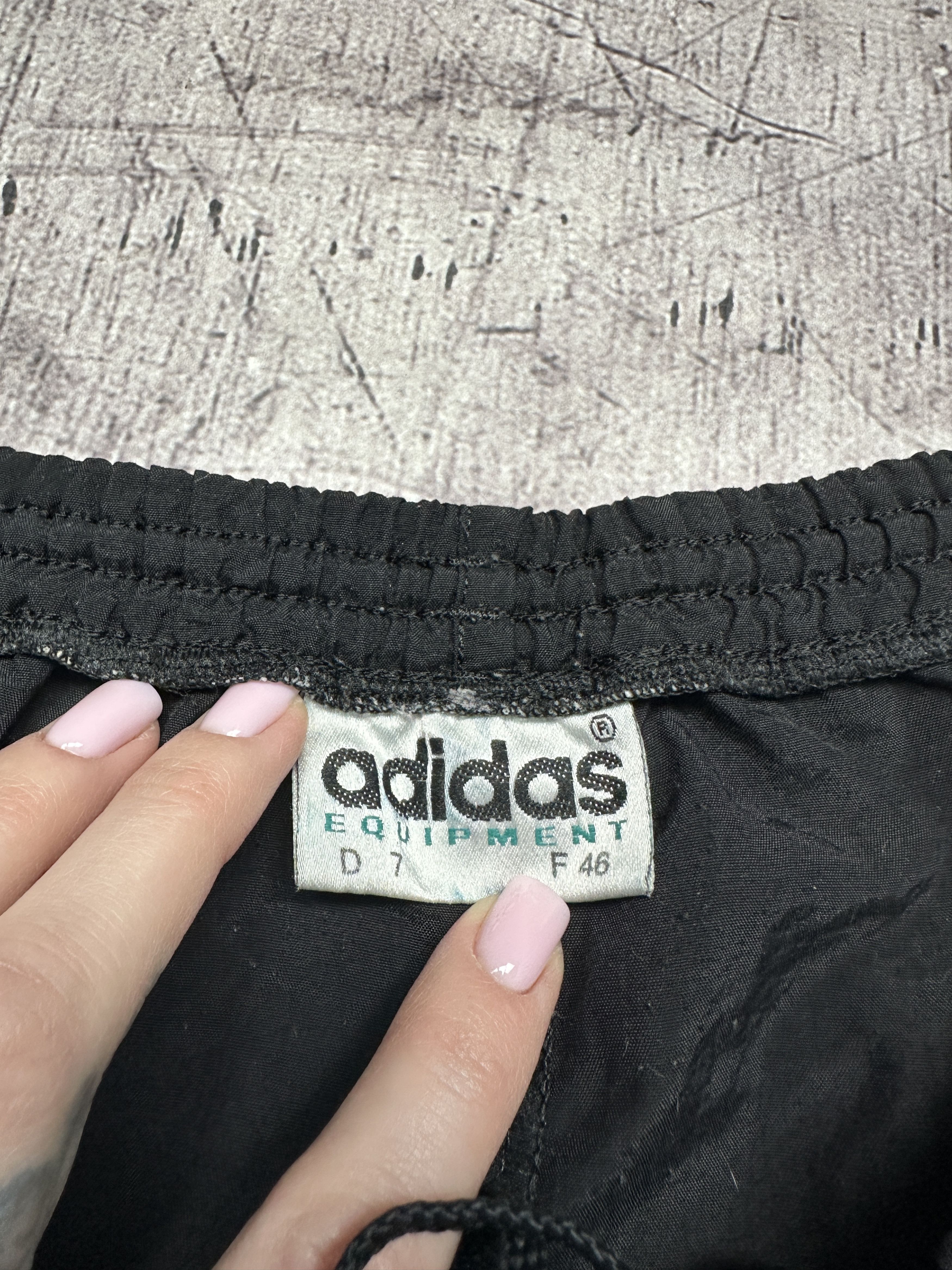 Adidas Adidas Equipment 90s Vintage Mens Nylon Shorts Size US 34 / EU 50 - 5 Thumbnail
