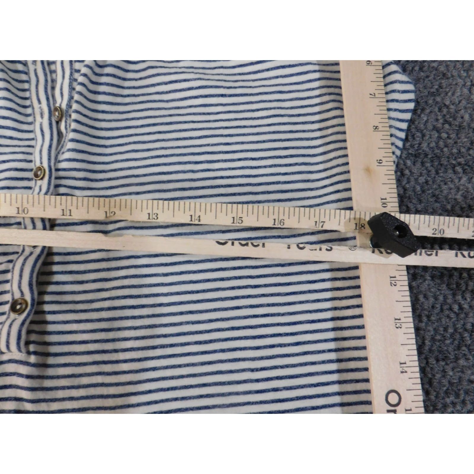 Lucky Brand Lucky Brand top Small blue striped womens pullover henley button blouse Size S / US 4 / IT 40 - 7 Thumbnail