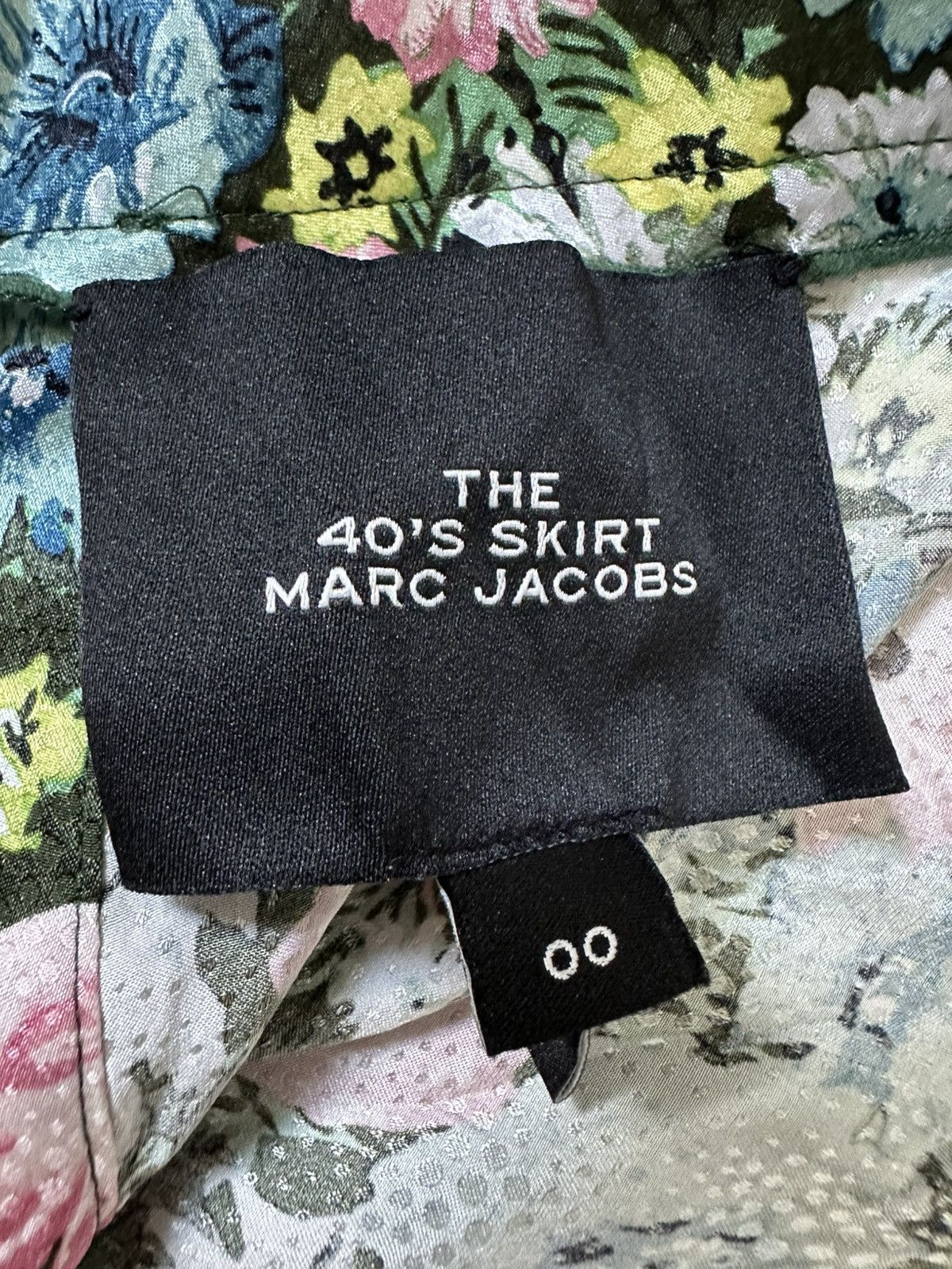 Marc Jacobs Marc Jacobs Green Floral Silk The 40s Skirt Size 25" / US 0 / IT 36 - 6 Thumbnail