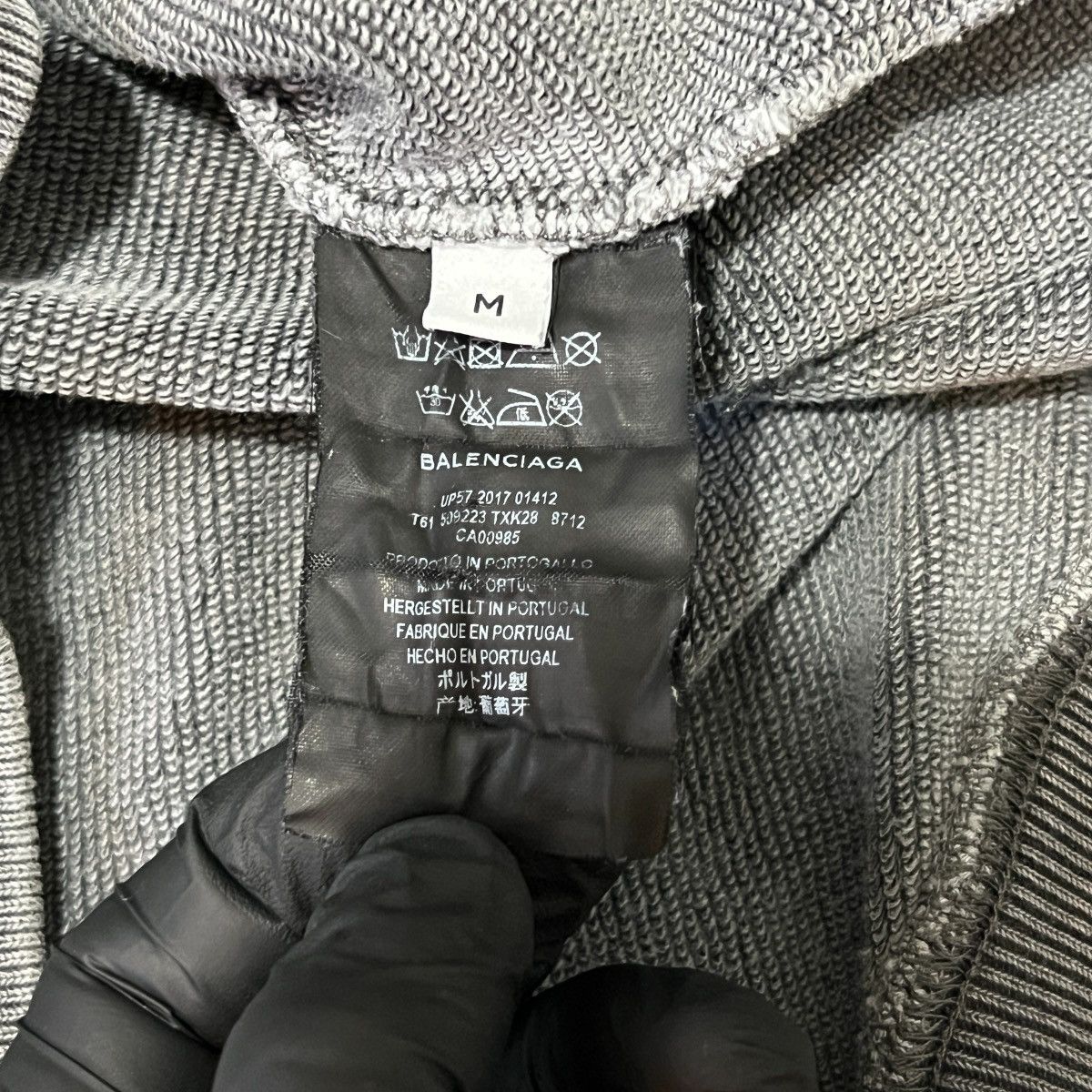 Balenciaga BALENCIAGA 2017 Fall Winter Jarno Parkkima Pull Over Hoodie Size US M / EU 48-50 / 2 - 5 Thumbnail
