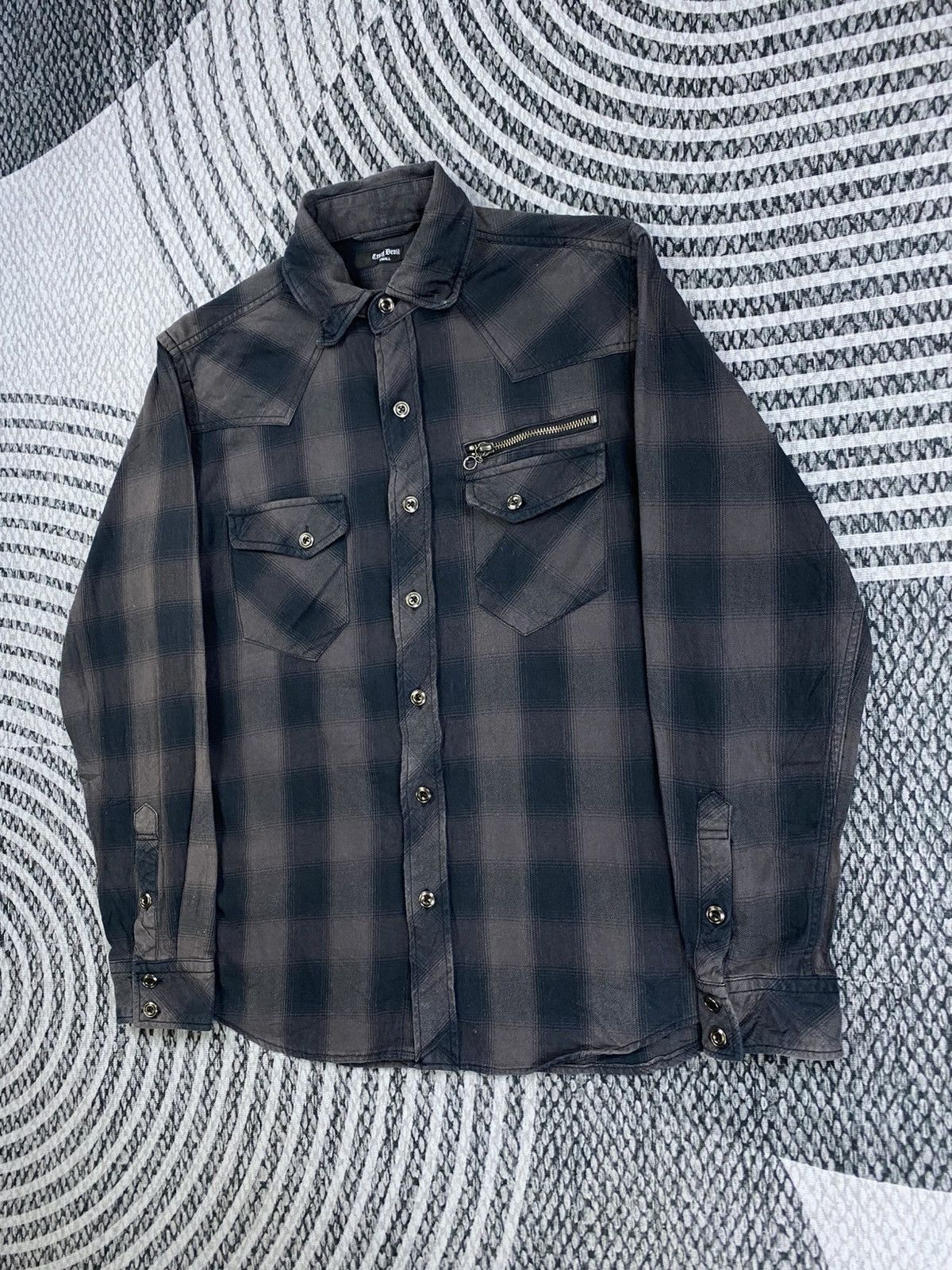 Japanese Brand Vintage Crazy Devil Checked Button Up Punk Style Nice Design Size US M / EU 48-50 / 2 - 4 Thumbnail