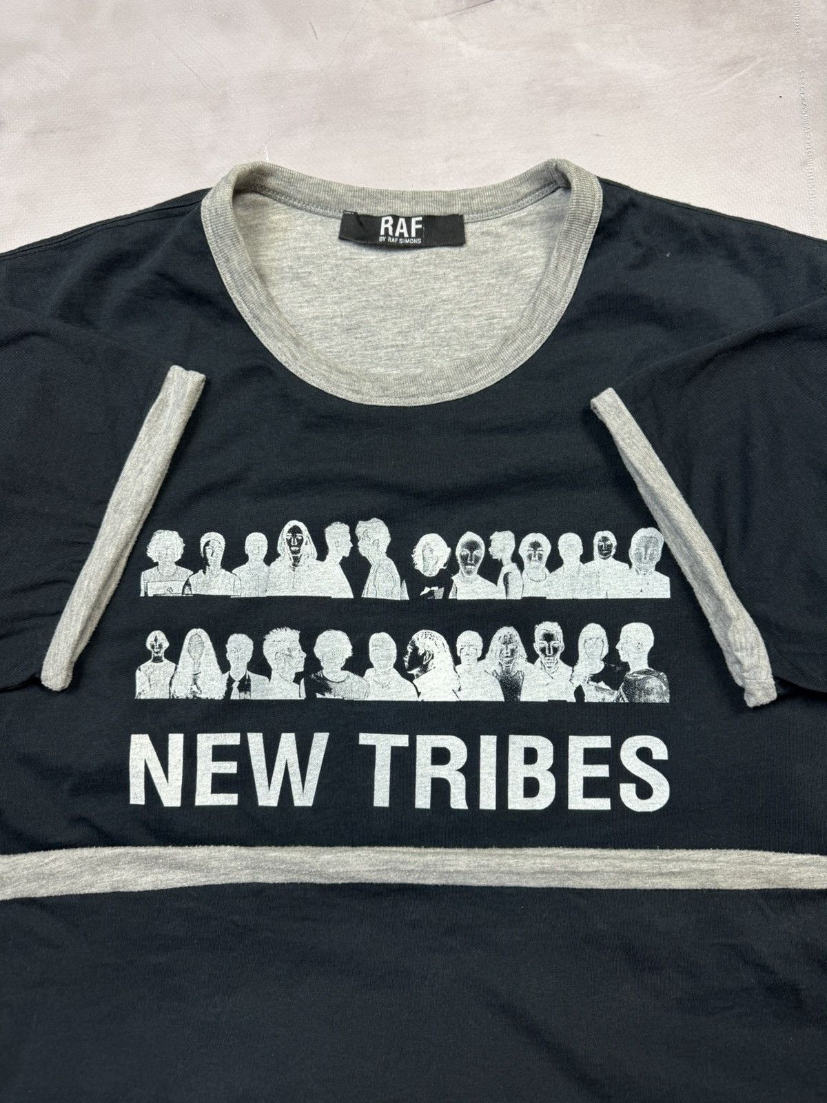 Raf Simons Ss2006 Raf Simons New Tribes Reversible Tee(Black/50) Size US L / EU 52-54 / 3 - 2 Thumbnail