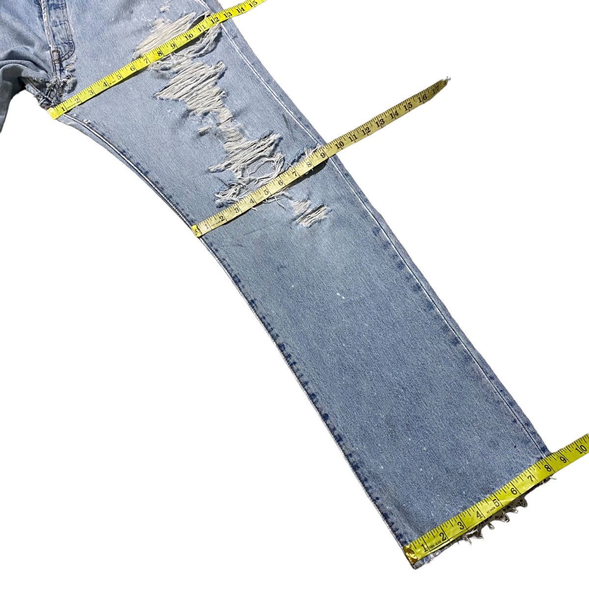Levi's Vintage Levis 501 Thrashed Jeans Size US 34 / EU 50 - 25 Thumbnail