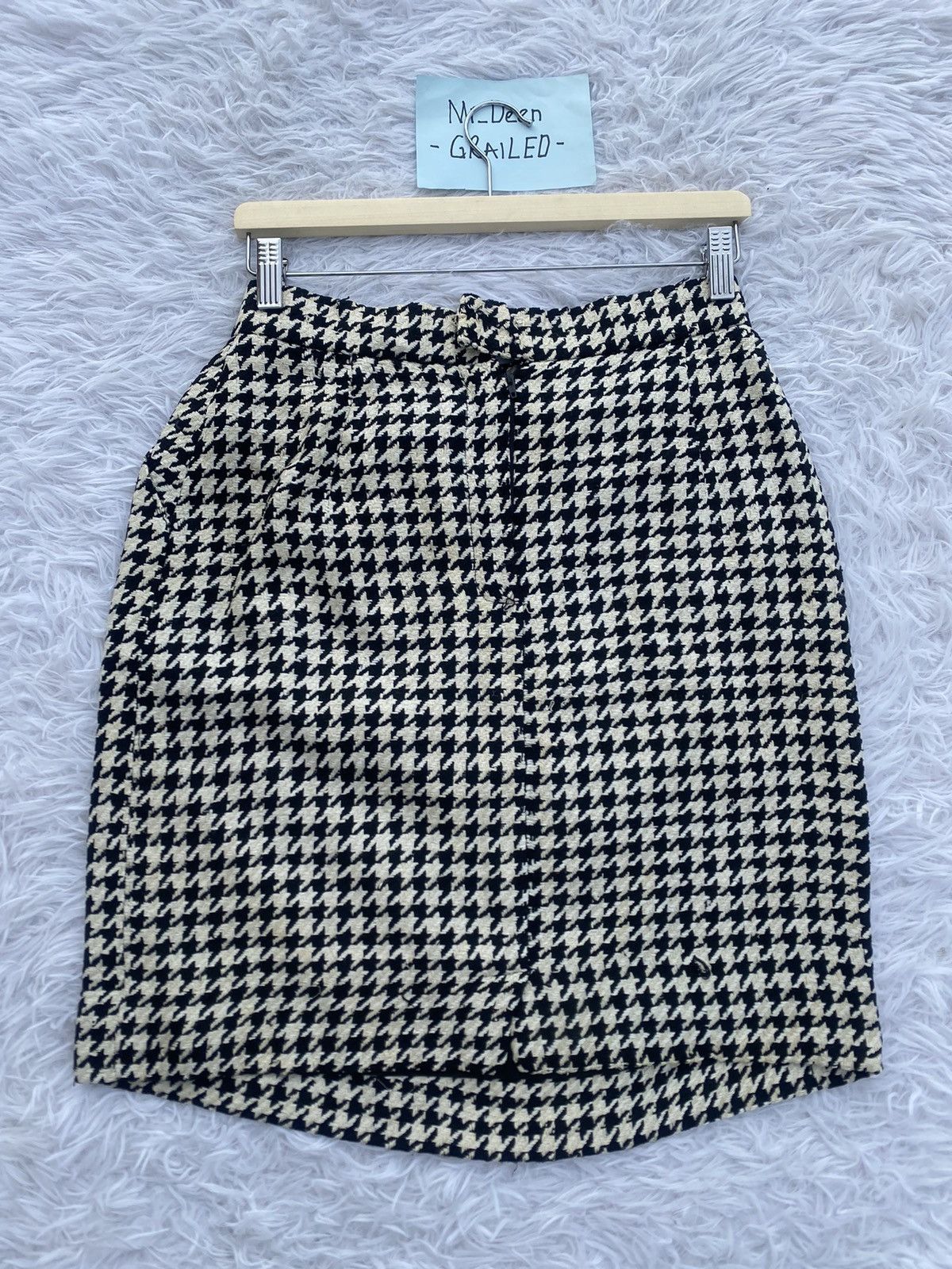 Burberry Rare Vintage Burberry Monogram Skirt Size 28" / US 6 / IT 42 - 5 Thumbnail