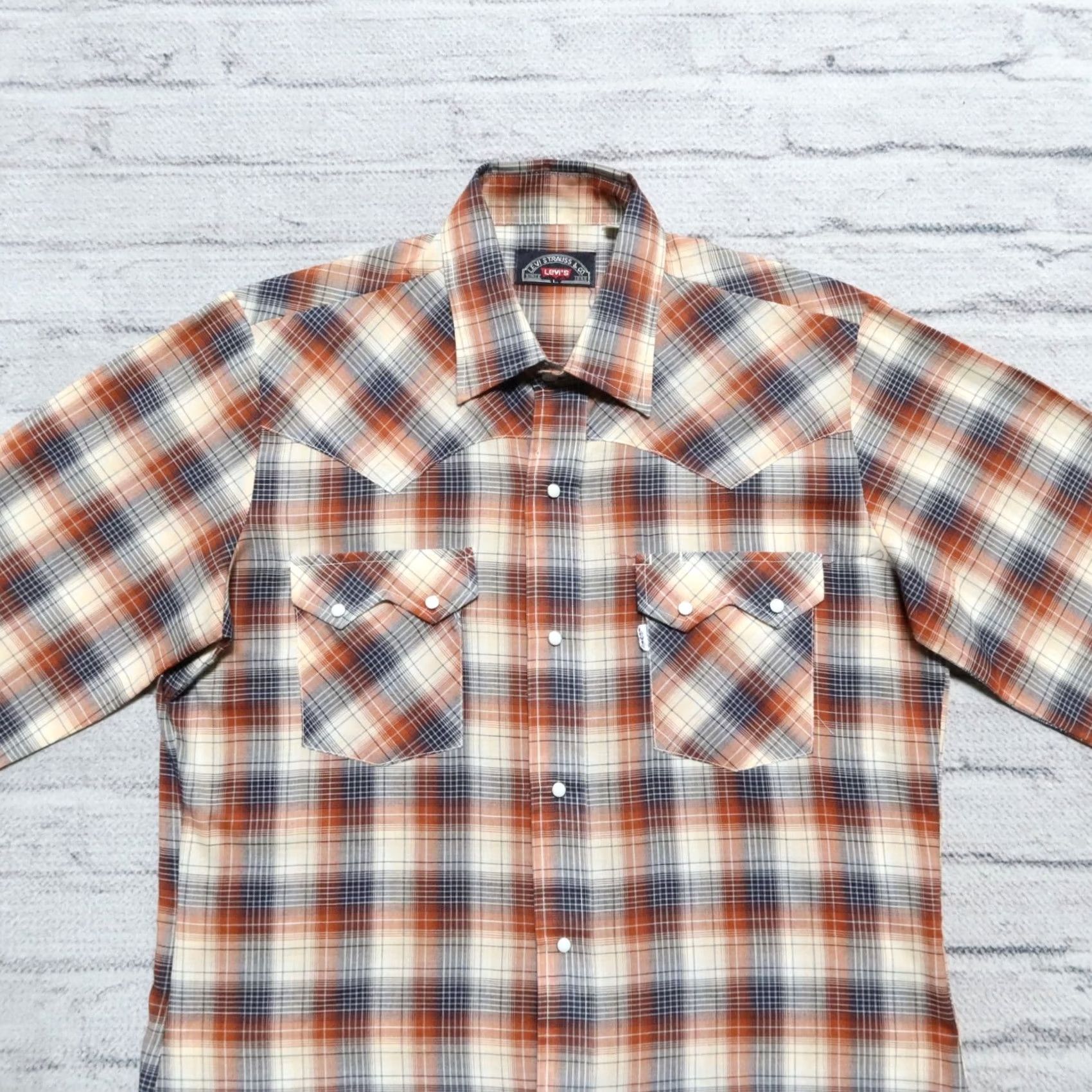 Levi's Vintage Levis Saw Tooth Plaid Shirt L Mens 80s Western Plaid Length 29.5" Chest 21.5" Size L Size US L / EU 52-54 / 3 - 4 Thumbnail