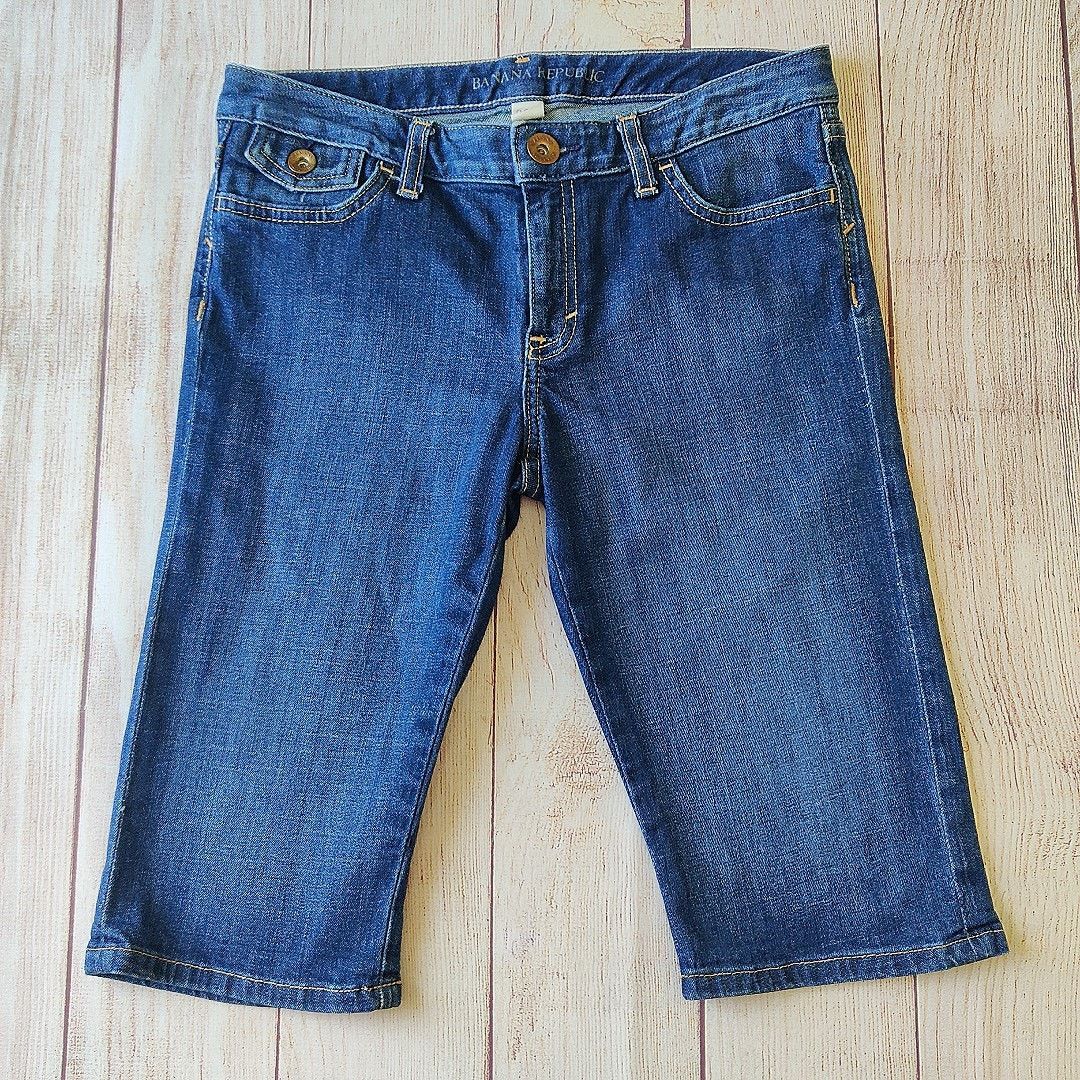 Banana Republic Banana Republic denim Bermuda shorts sz 26R Size 26" / US 2 / IT 38 - 2 Thumbnail