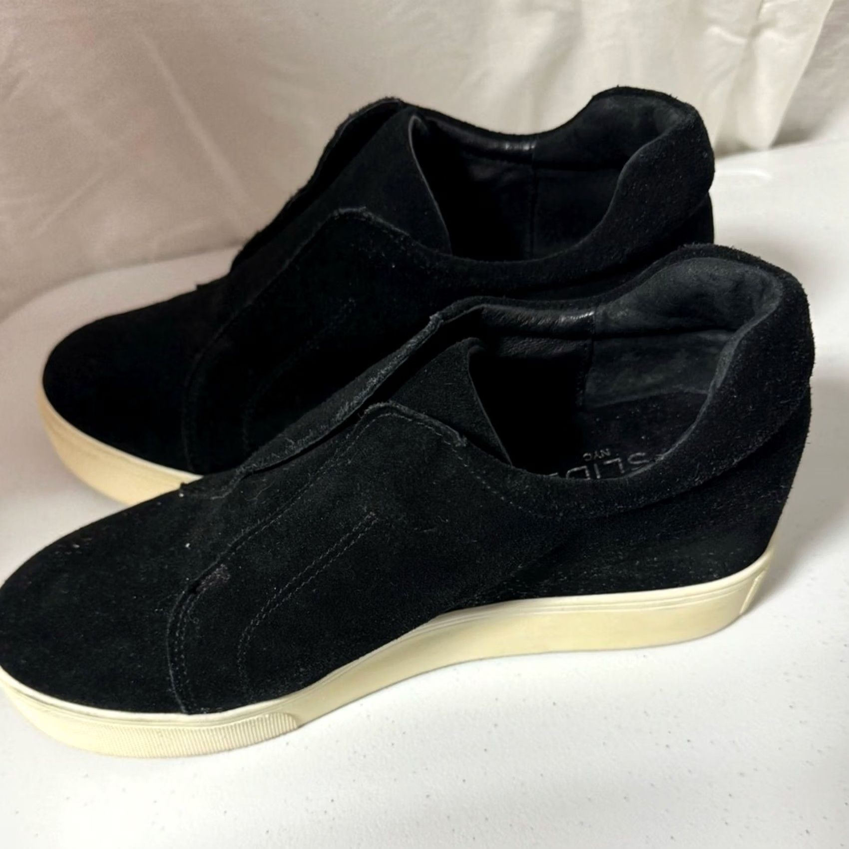 J/Slides JSlides Black Suede Sneaker Women 8.5 Size ONE SIZE - 4 Thumbnail