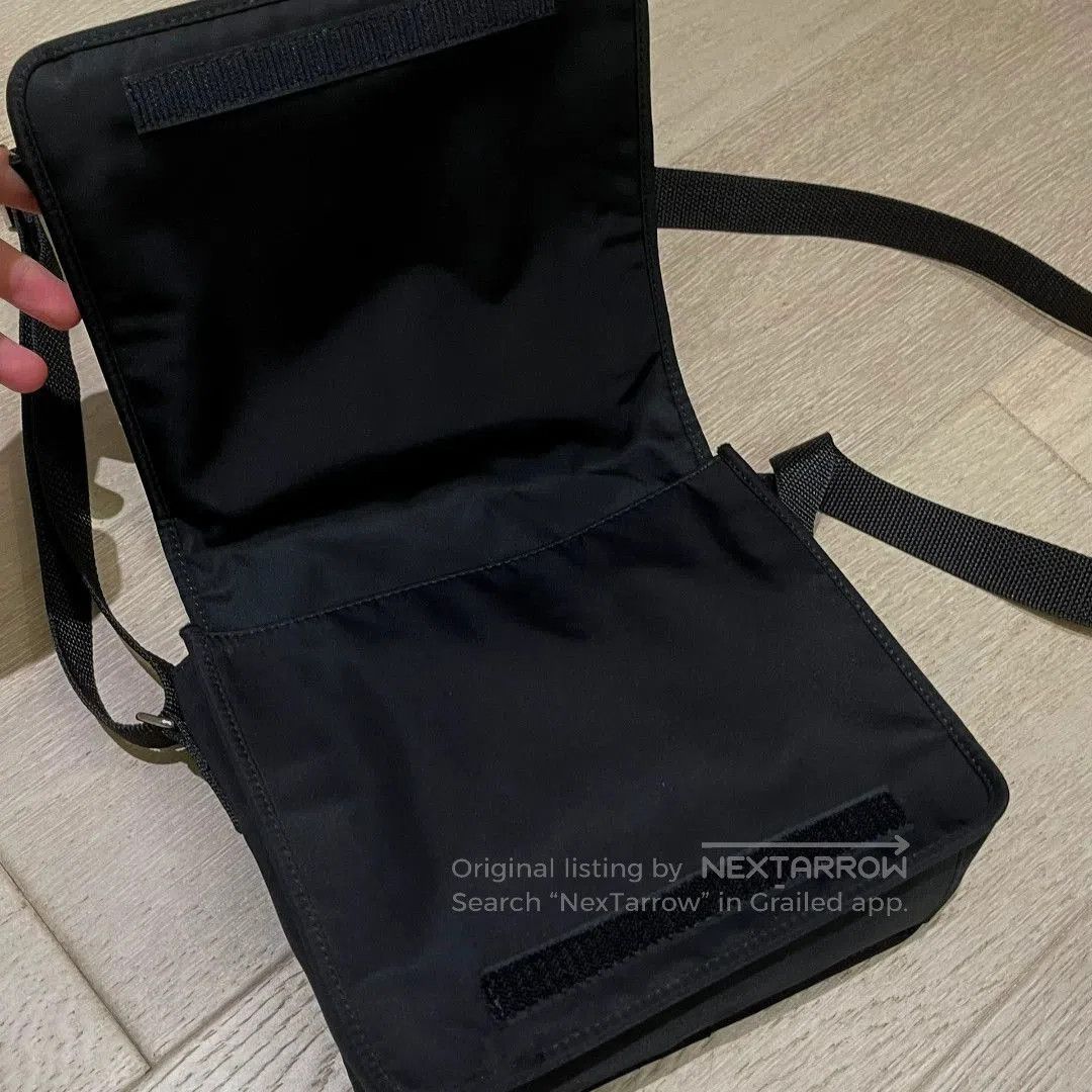 Helmut Lang Helmut Lang 90s Archive Pocket Bag. Size ONE SIZE - 4 Thumbnail