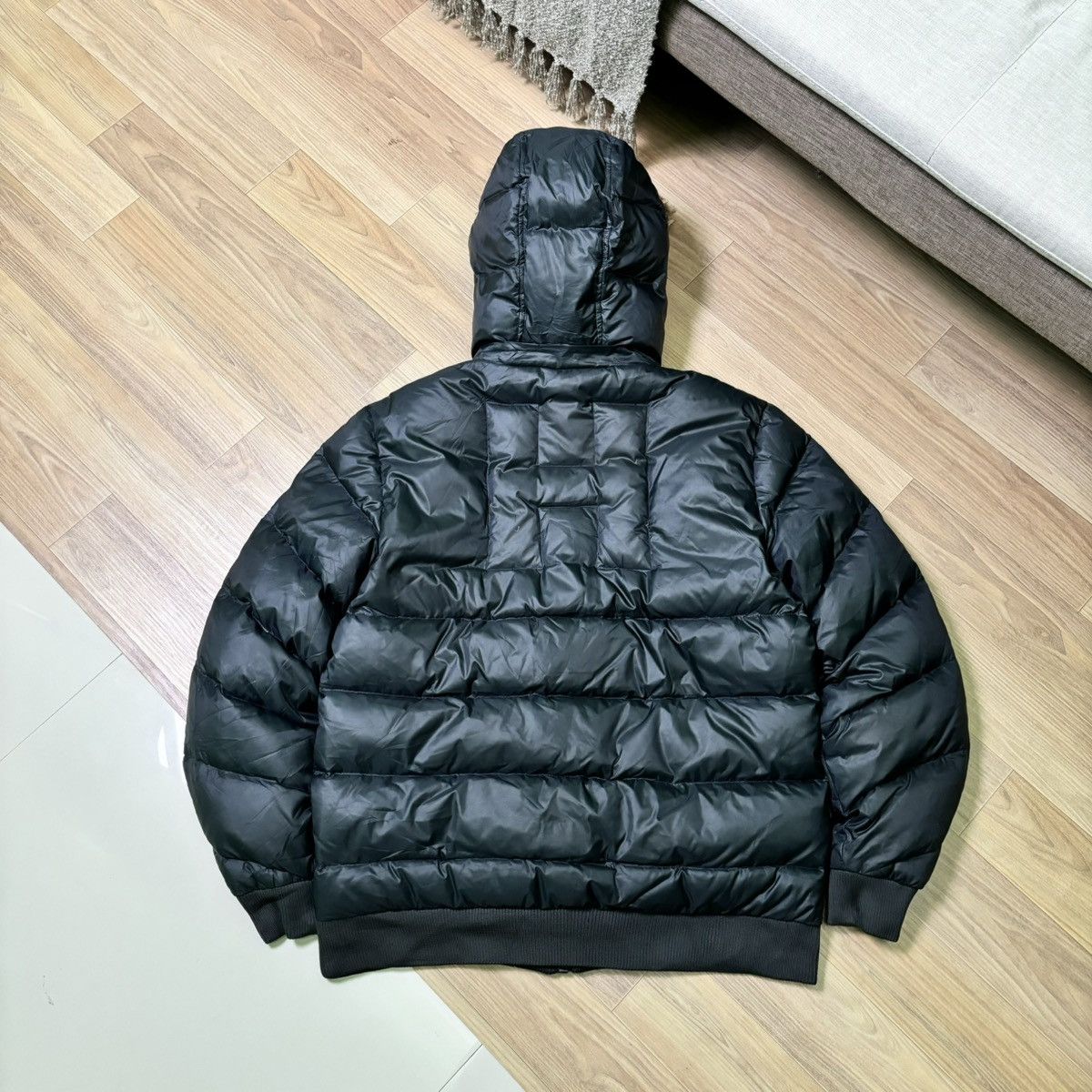 14th Addiction × If Six Was Nine × Le Grande Bleu (L.G.B.) Vintage Tommy Hilfiger fur Jacket down puffer LGB style Size US L / EU 52-54 / 3 - 5 Thumbnail