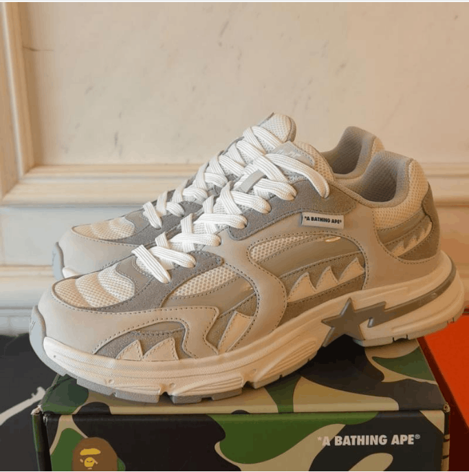 Bape Casual low cut sports shoes Size US 9.5 / EU 42-43 - 1 Thumbnail