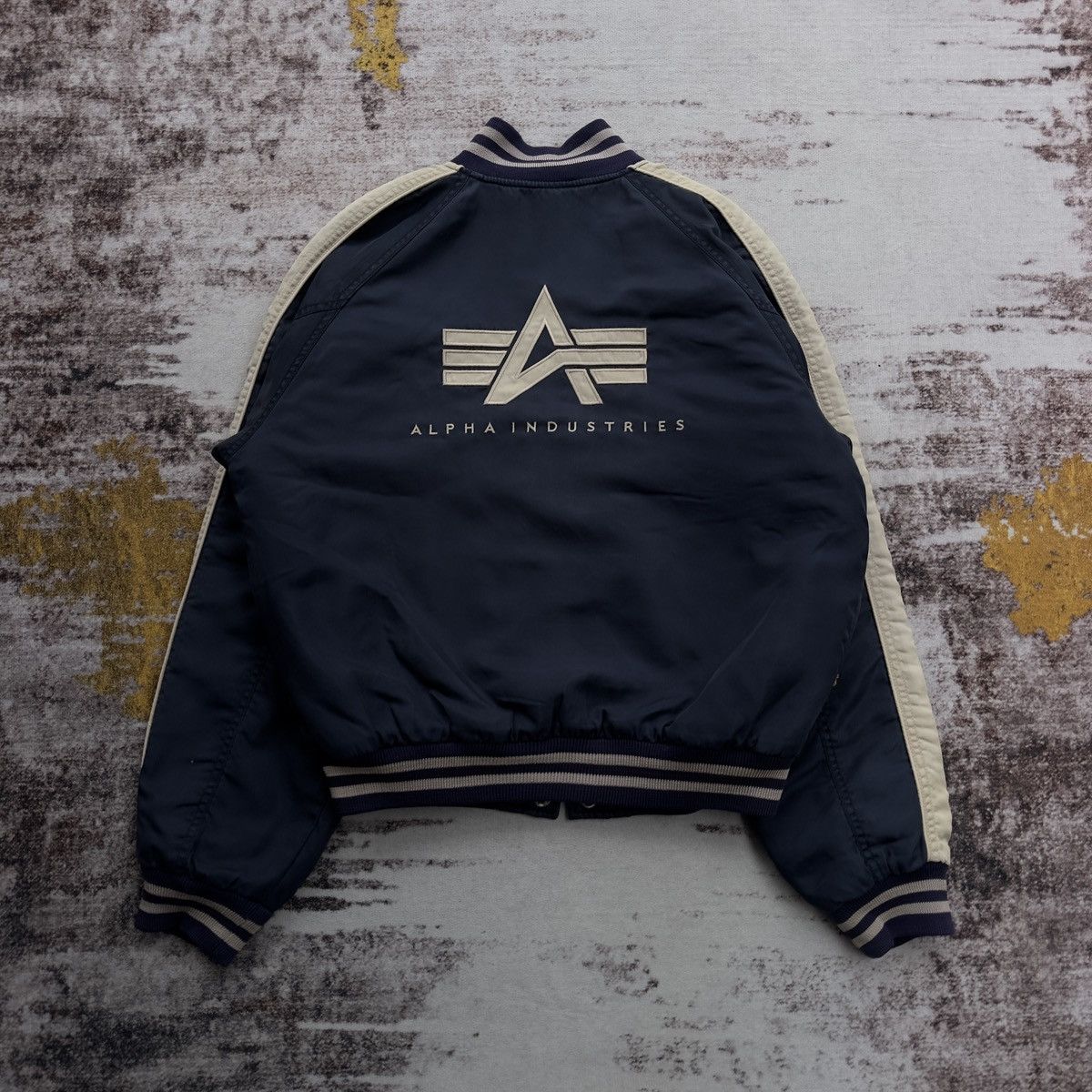 Alpha Industries VINTAGE ALPHA INDUSTRIES BOMBER JACKET BIG EMBROIDERY LOGO Size US S / EU 44-46 / 1 - 2 Thumbnail