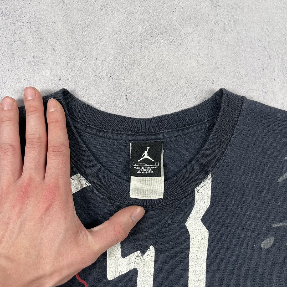 Jordan Brand Vintage Jordan All Over Print reflective rare tee 90’s Size US L / EU 52-54 / 3 - 10 Thumbnail