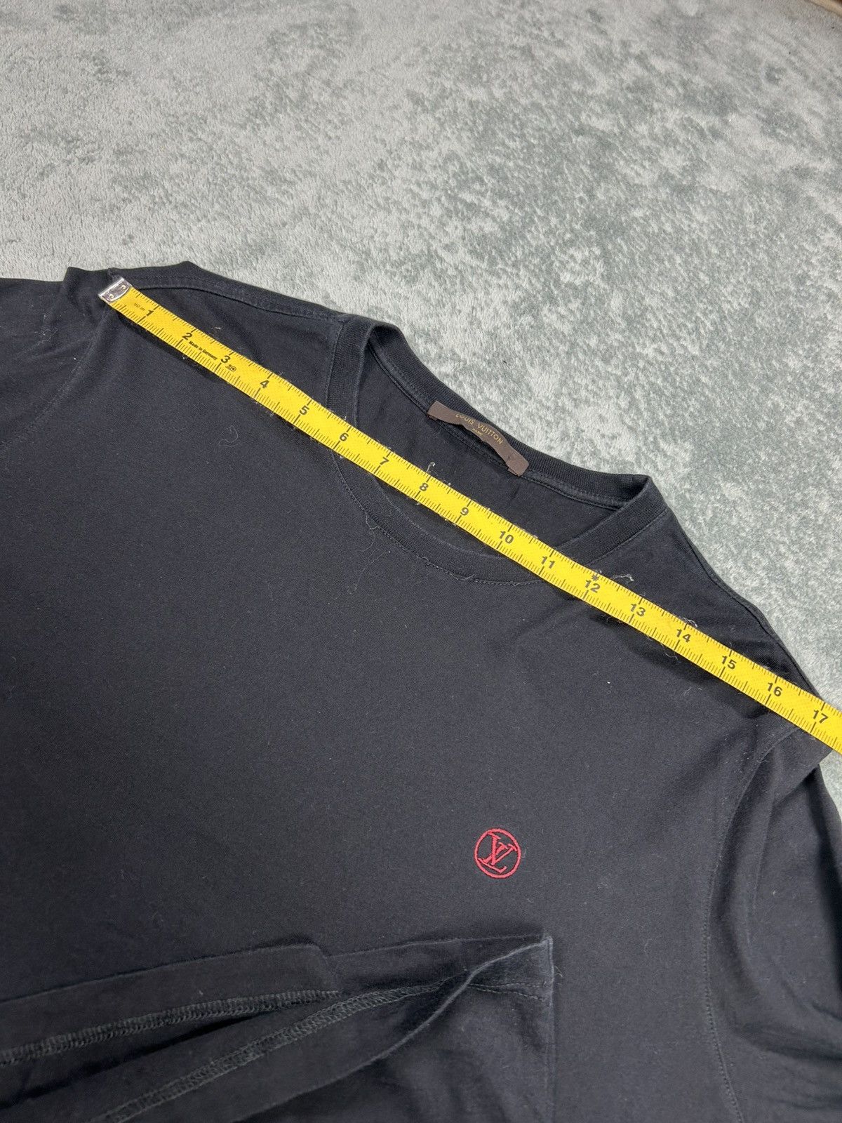Louis Vuitton Louis Vuitton Longsleeve T-Shirt Size US M / EU 48-50 / 2 - 11 Thumbnail