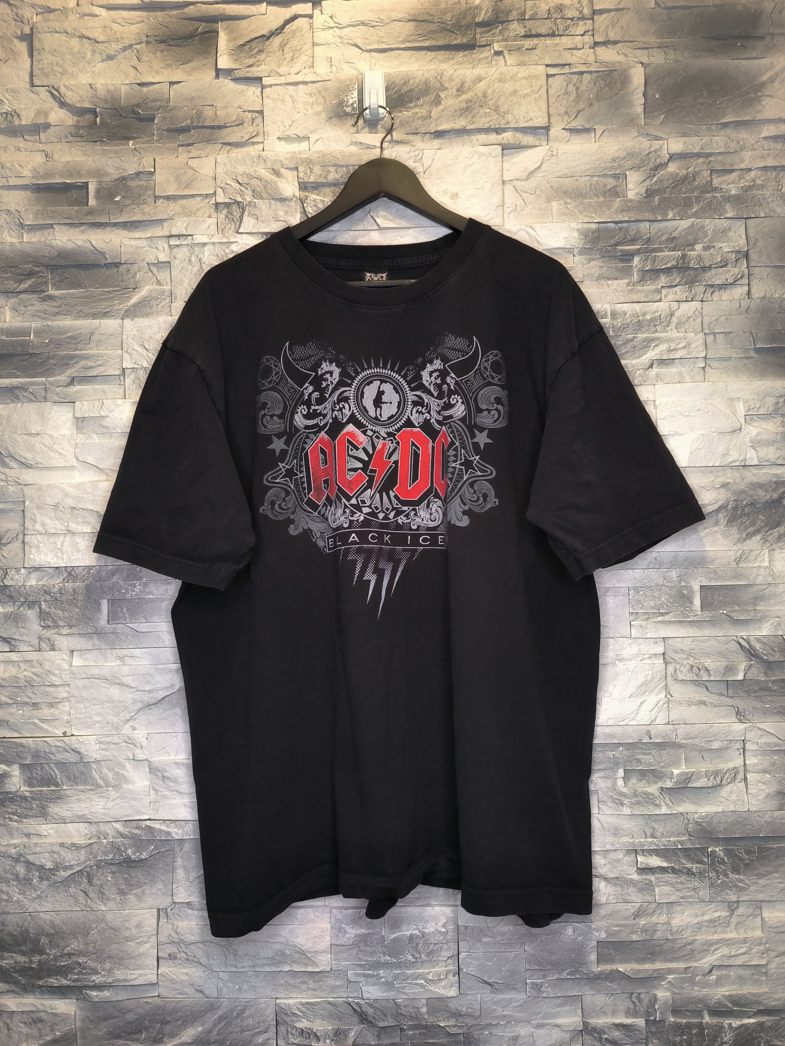 Band Tees Vintage ACDC Black Ice Tee Shirt Black Size US XXL / EU 58 / 5 - 1 Thumbnail