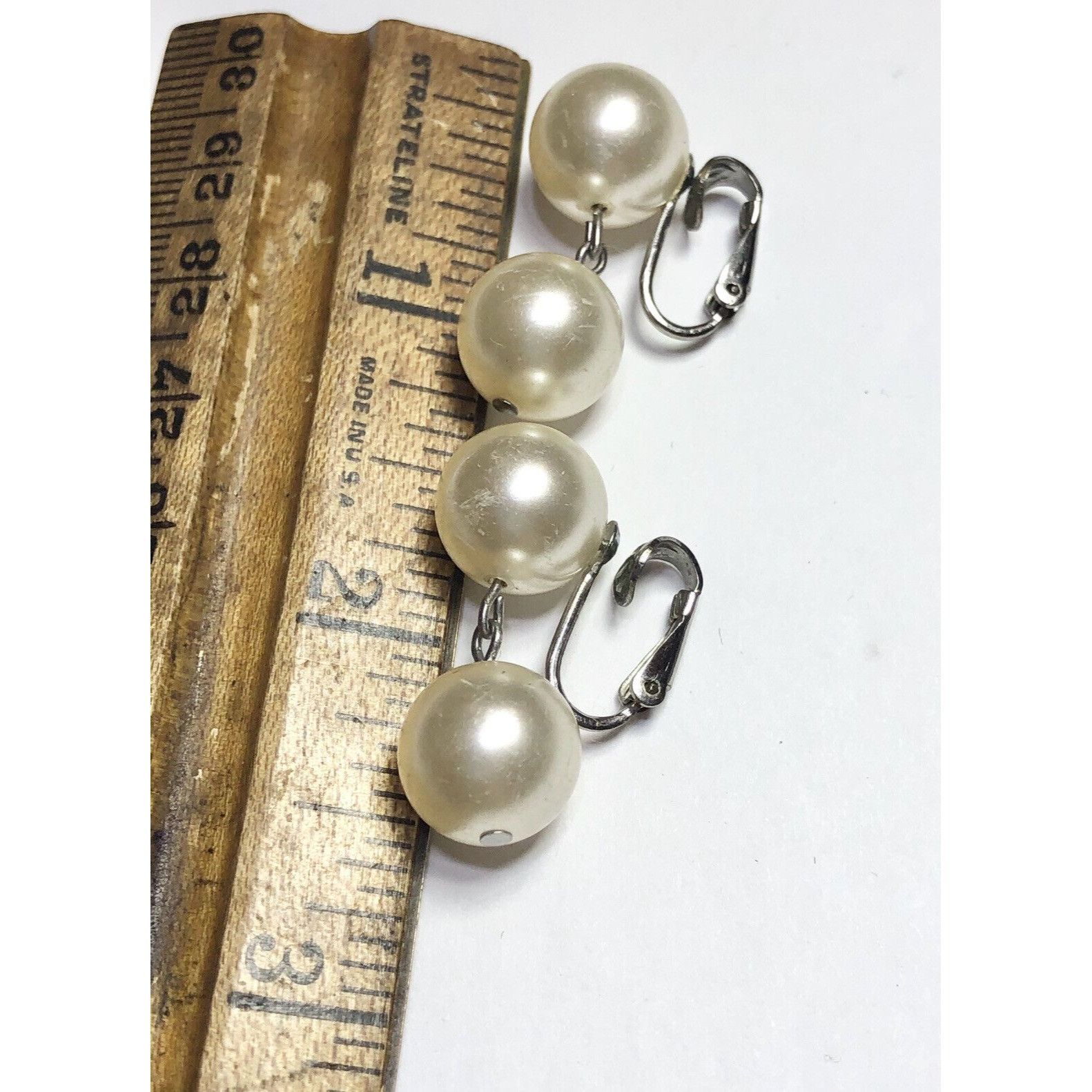 Vintage Richelieu faux pearl dangle double pearl vintage earrings Size ONE SIZE - 4 Thumbnail