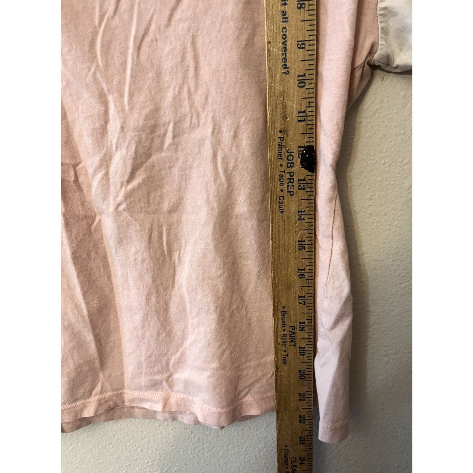 Guess VINTAGE GUESS Logo Graphic T-Shirt Women’s Size M Pink crewNeck Size M / US 6-8 / IT 42-44 - 4 Thumbnail