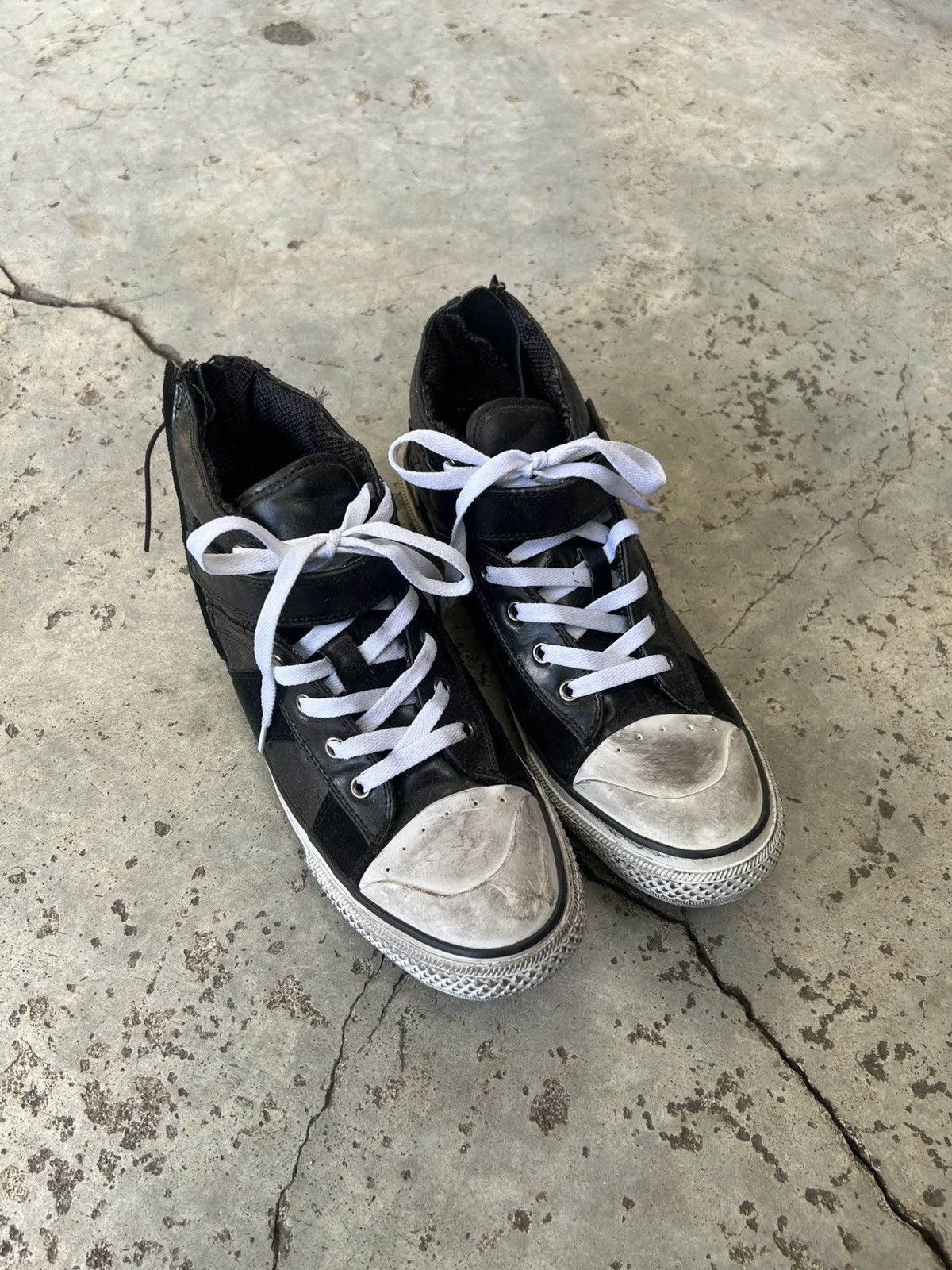 semanticdesign Semantic Design Sneakers Zip Up // Distressed Size US 9.5 / EU 42-43 - 3 Thumbnail