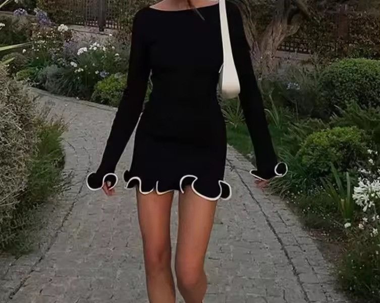 Other black mini dress with white ruffle sleeves and bottom Size M / US 6-8 / IT 42-44 - 2 Thumbnail
