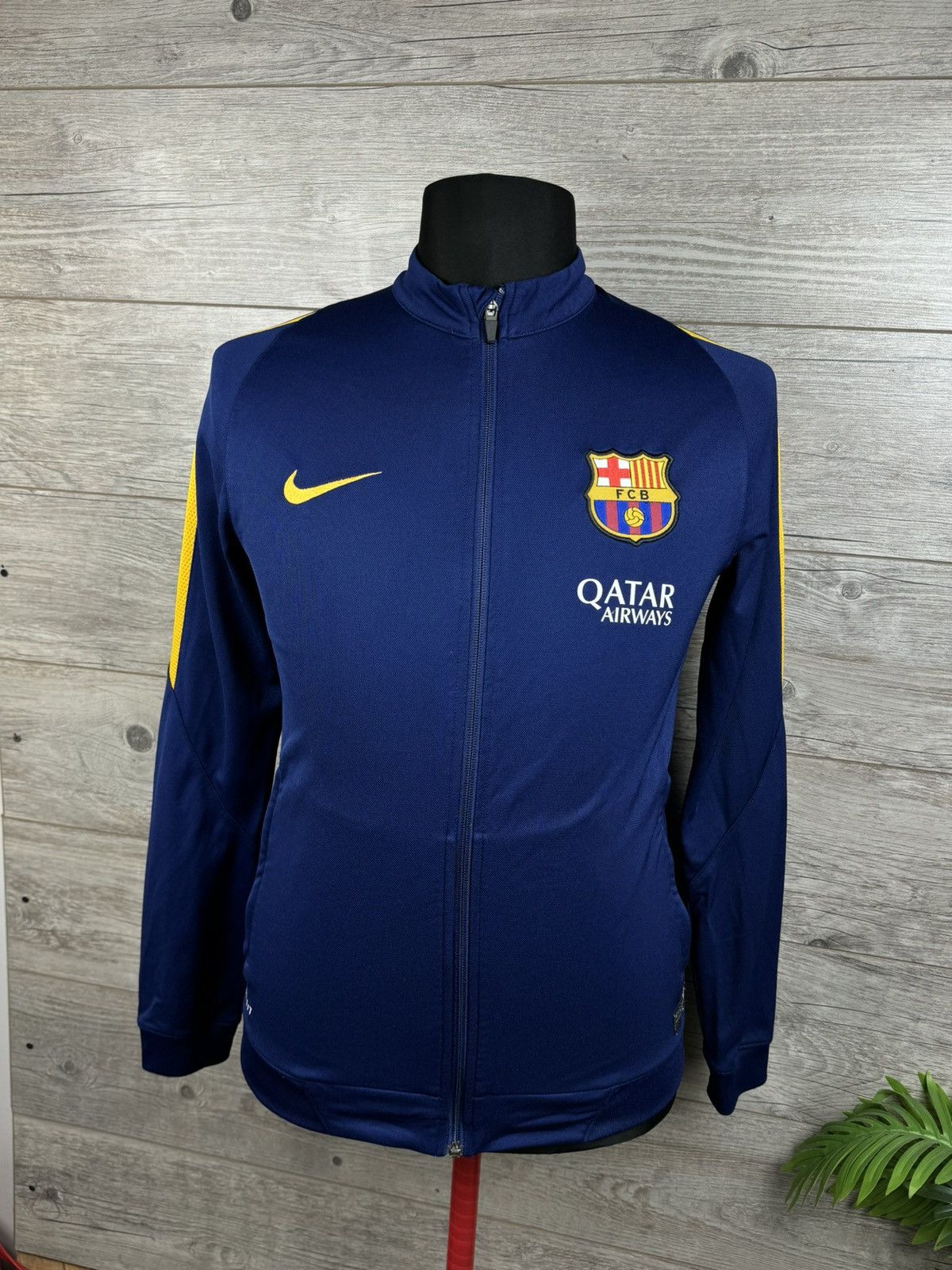 Nike Nike Fc Barcelona Authentic Size M Size US M / EU 48-50 / 2 - 3 Thumbnail