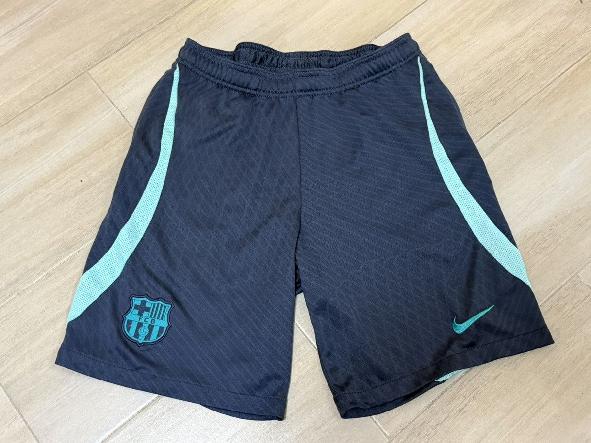 Nike Nike FC Barcelona shorts. Size US 30 / EU 46 - 1 Thumbnail
