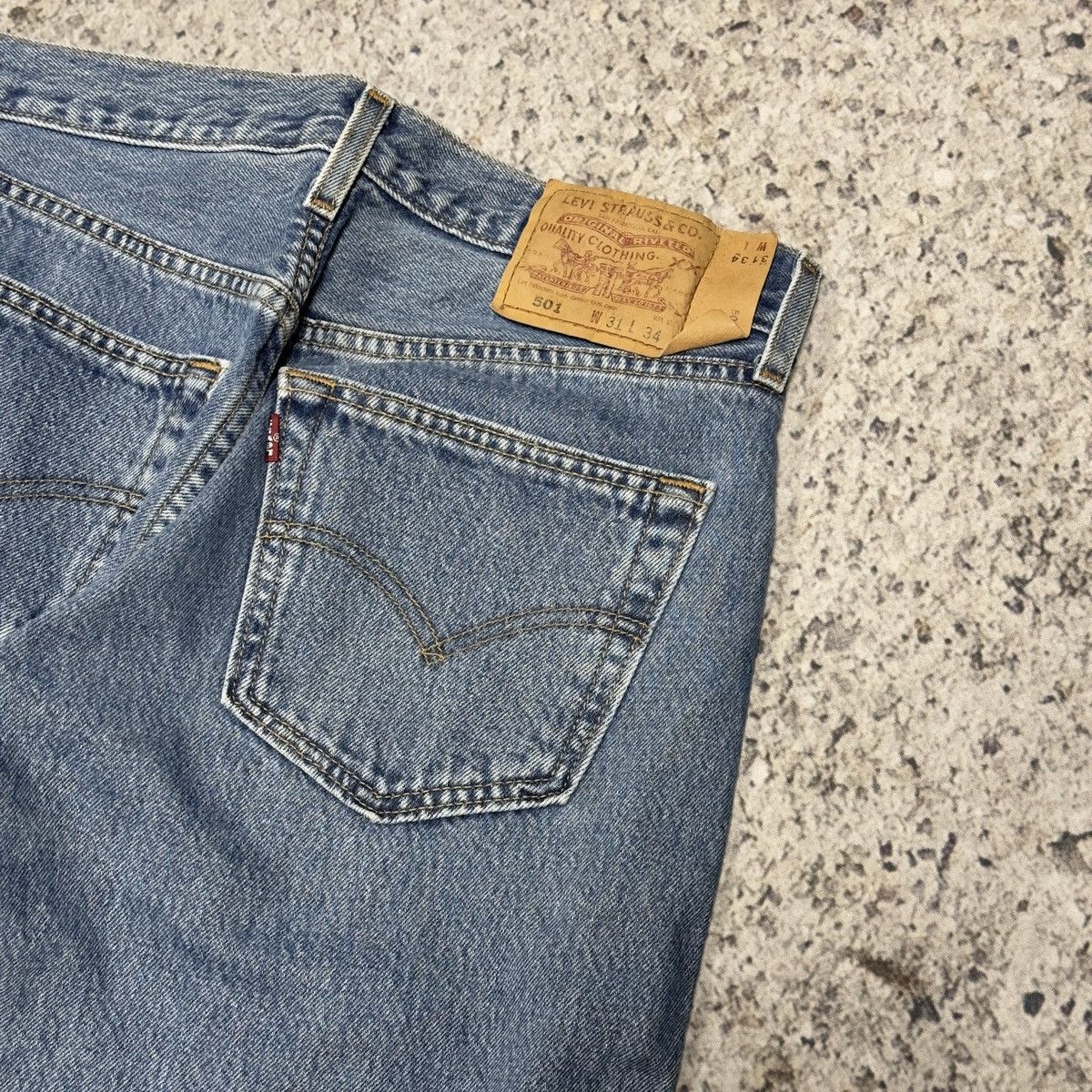 Levi's Vintage Levi’s 501 Straight Denim Jeans Size US 31 - 9 Thumbnail