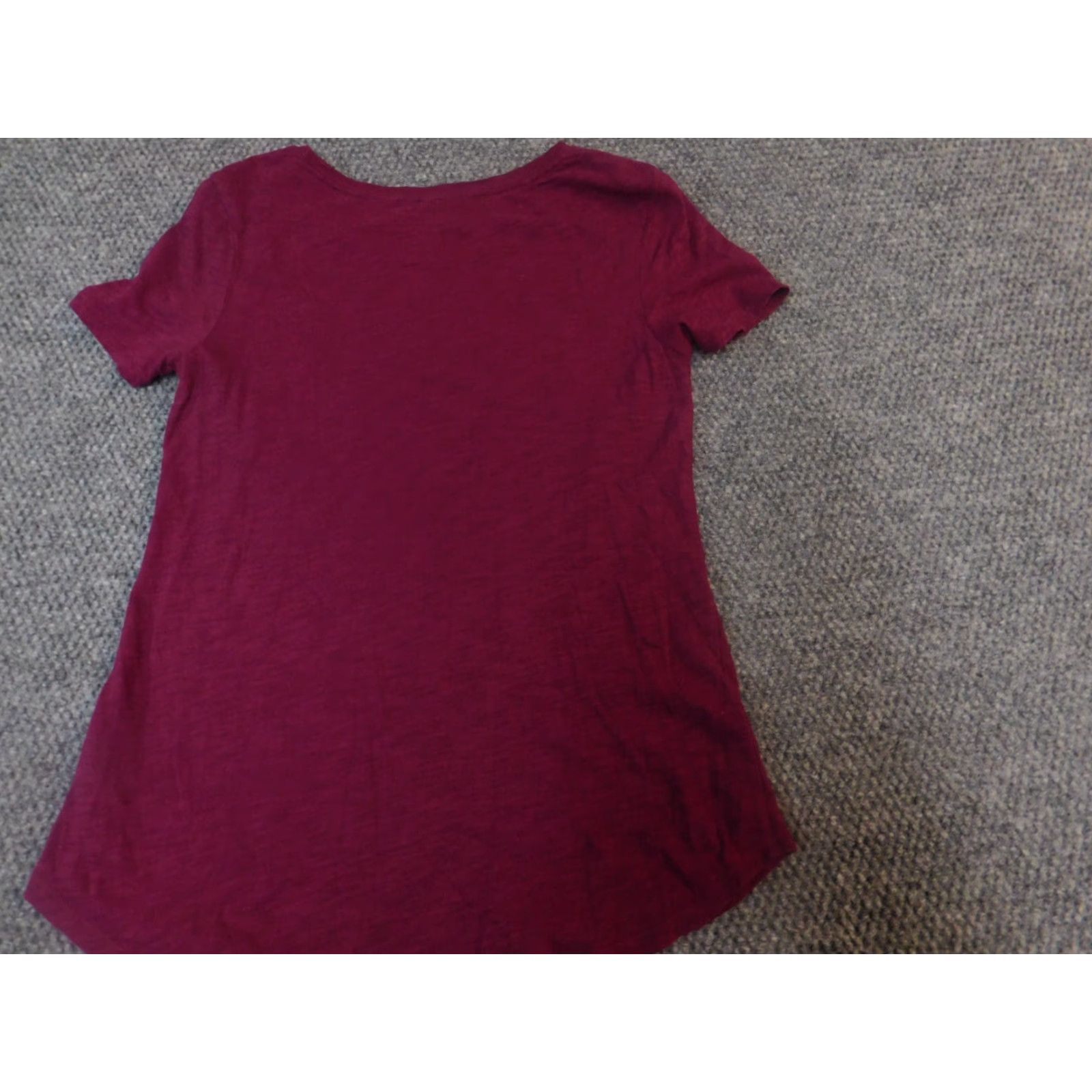 Old Navy Old Navy Womens Blouse S Red Solid Short Sleeve Pullover Stretch Casual Modern Regular Size S / US 4 / IT 40 - 6 Thumbnail