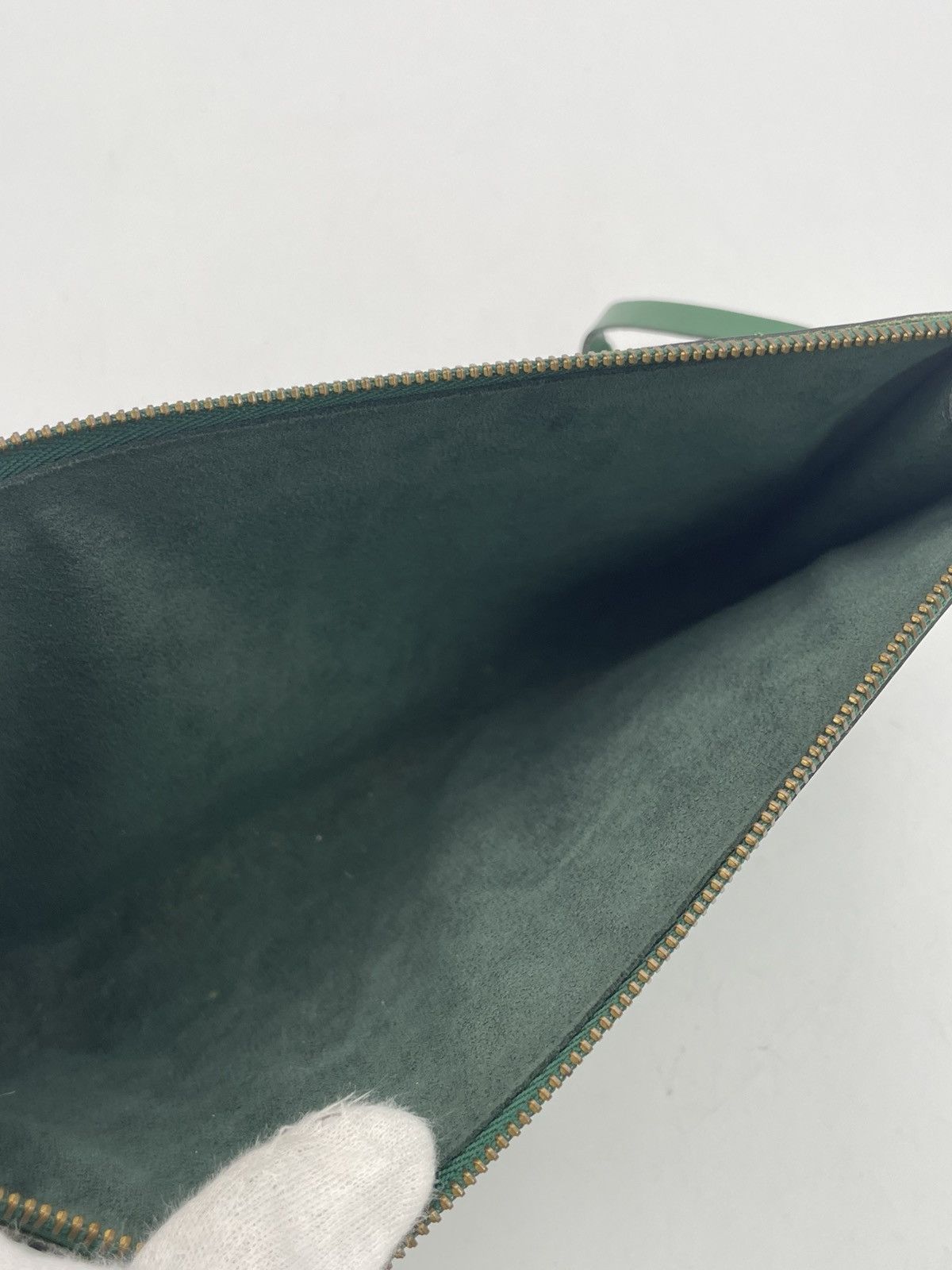Louis Vuitton Louis Vuitton epi pochette Shoulder bag Size ONE SIZE - 10 Thumbnail