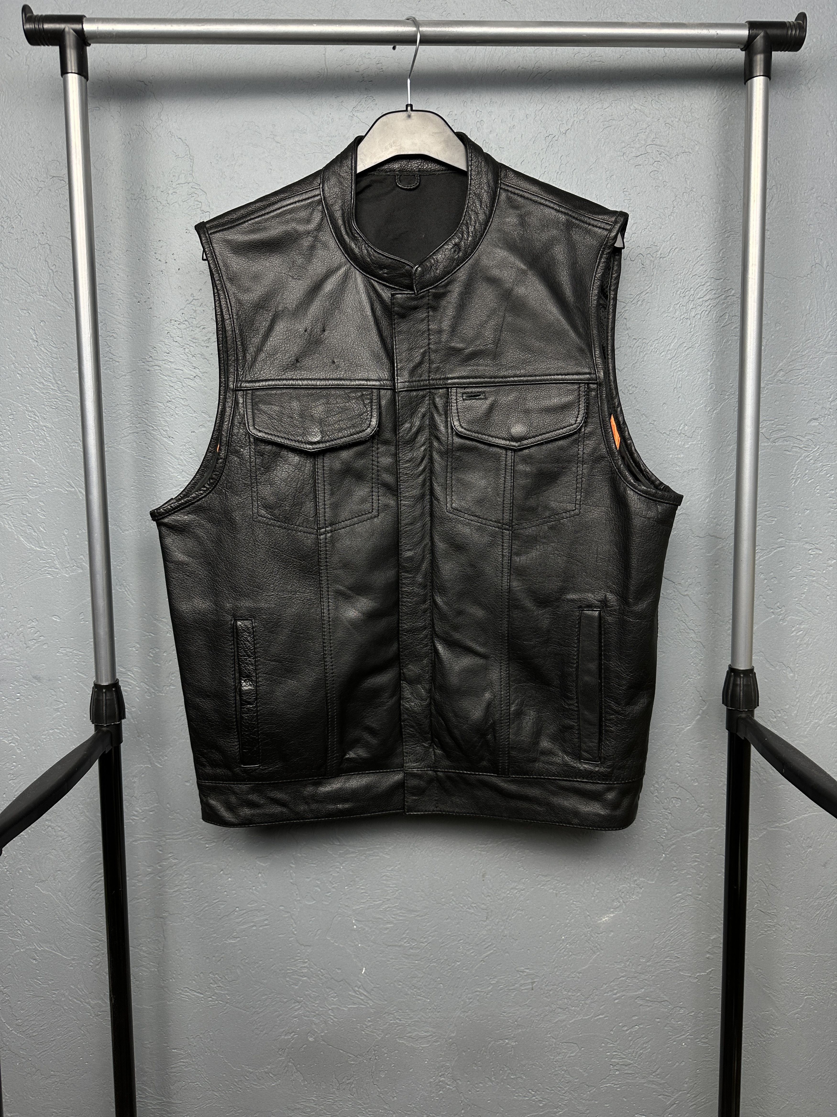 Other Milwaukee Leather Mens Biker Vest Size US L / EU 52-54 / 3 - 1 Thumbnail