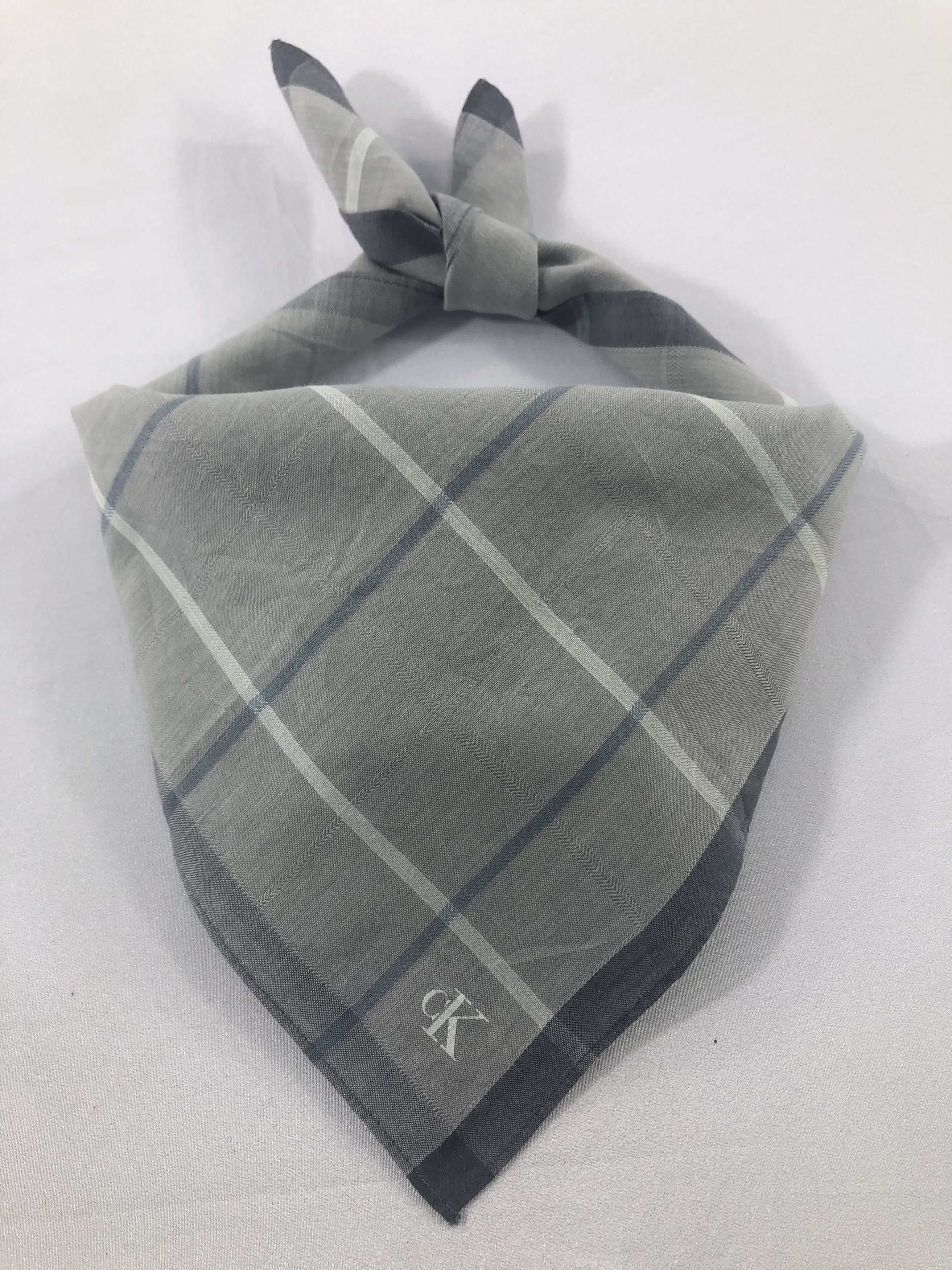 Calvin Klein Calvin Klein Handkerchief / Bandana / Neckerchief Size ONE SIZE - 2 Thumbnail