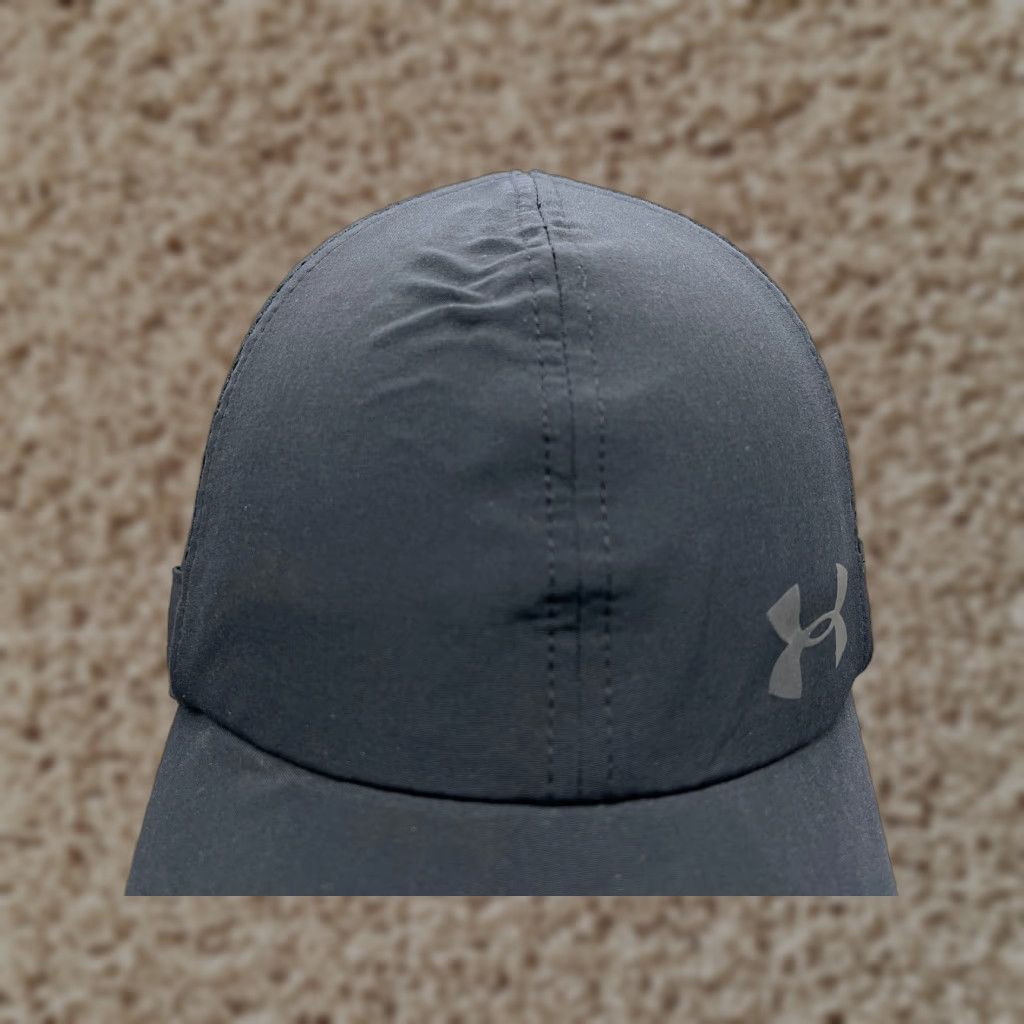 Under Armour VINTAGE Under Armour Hat Cap Strap Back Womens One Size Black Polyester Blend Stretch Size ONE SIZE - 1 Thumbnail