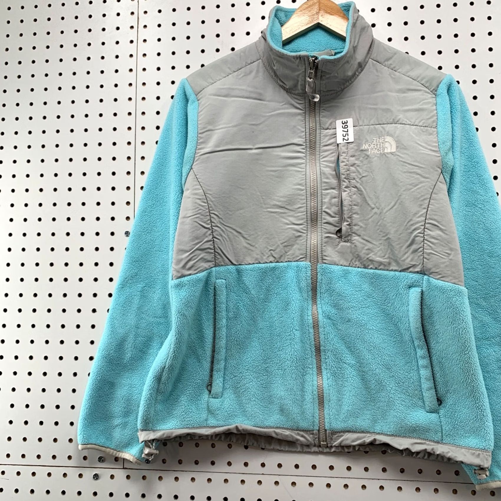The North Face The North Face Denali Jacket Womens Medium Blue Sky Gray Zip Fleece Basic Jacket Size M / US 6-8 / IT 42-44 - 3 Thumbnail