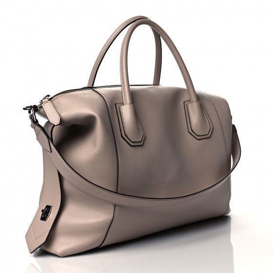 Givenchy o1loc1c0824 Size: OS / Shoulder Bag in Pale Pink Size ONE SIZE - 2 Thumbnail