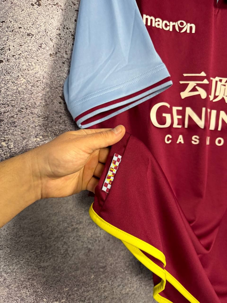 Macron × Vintage NWT Aston Villa 2012/13 Macron Soccer Jersey Size US XL / EU 56 / 4 - 9 Thumbnail