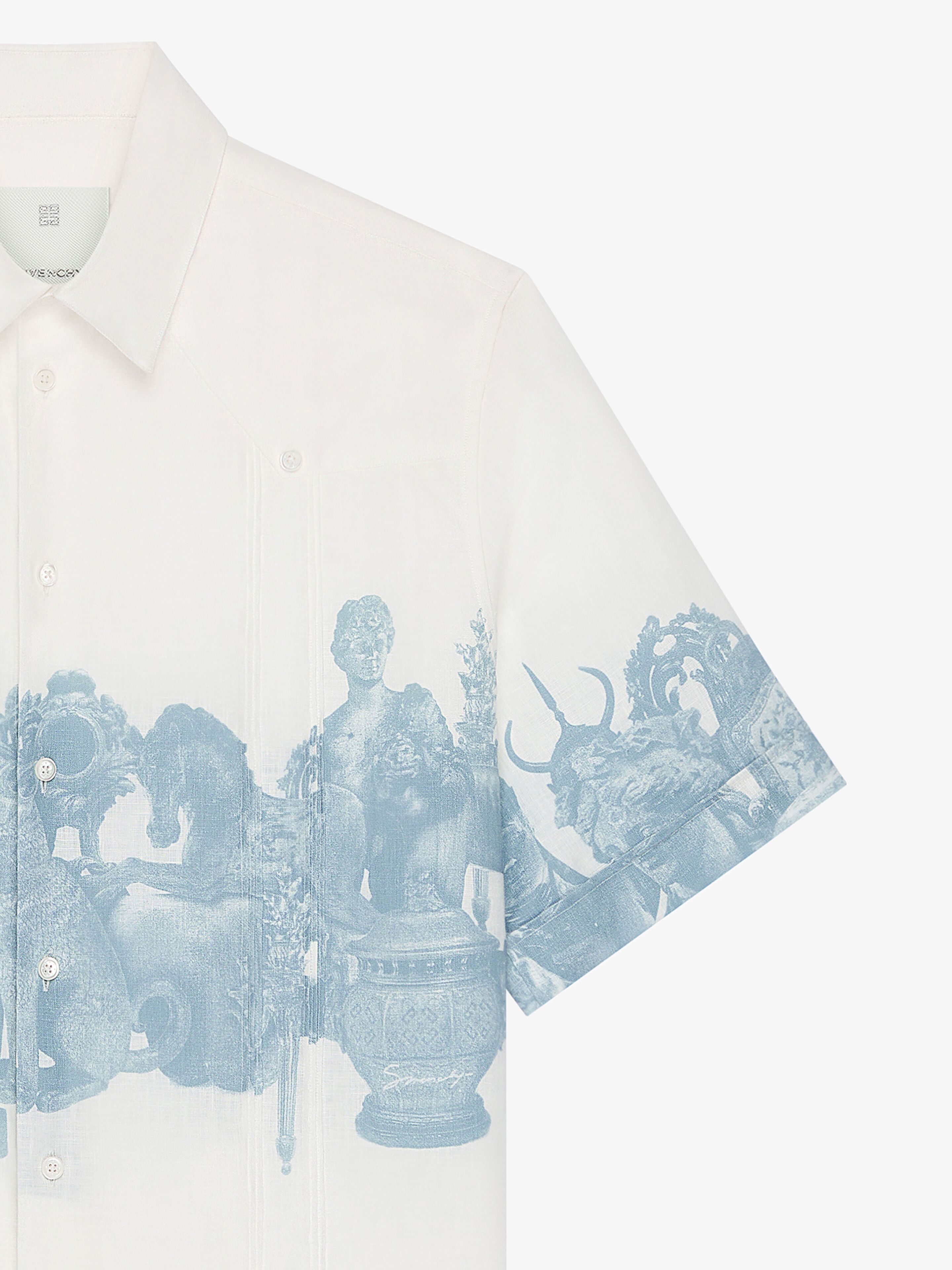Givenchy o1mle0426 Shirt With Hubert Object Print Shirt in White/Blue Size US M / EU 48-50 / 2 - 3 Thumbnail