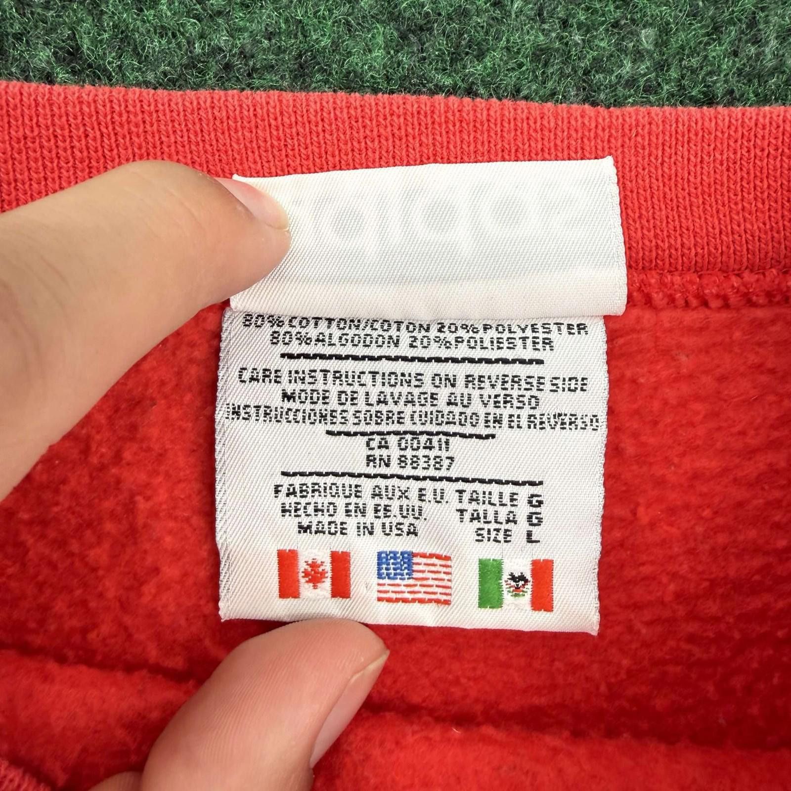 Adidas Vintage Adidas Crew Neck Red L Size US L / EU 52-54 / 3 - 6 Thumbnail