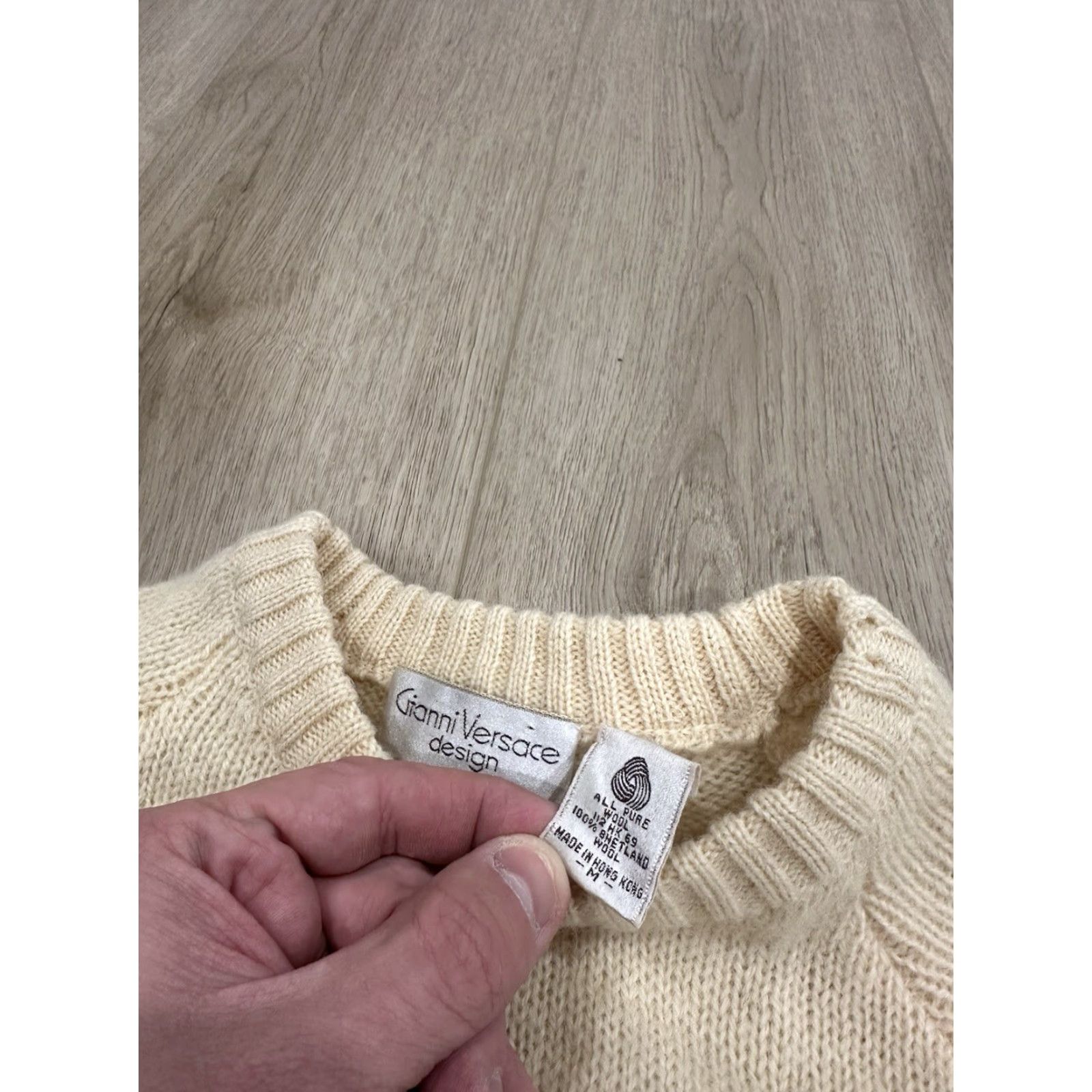 Versace VINTAGE Versace Sweater Women M Wool Ivory Oatmeal 3/4 Sleeve Boat Neck Floral Knit 100% Wool Wool Snowflake Designer Pullover All Seasons Fall Winter Size M / US 6-8 / IT 42-44 - 6 Thumbnail
