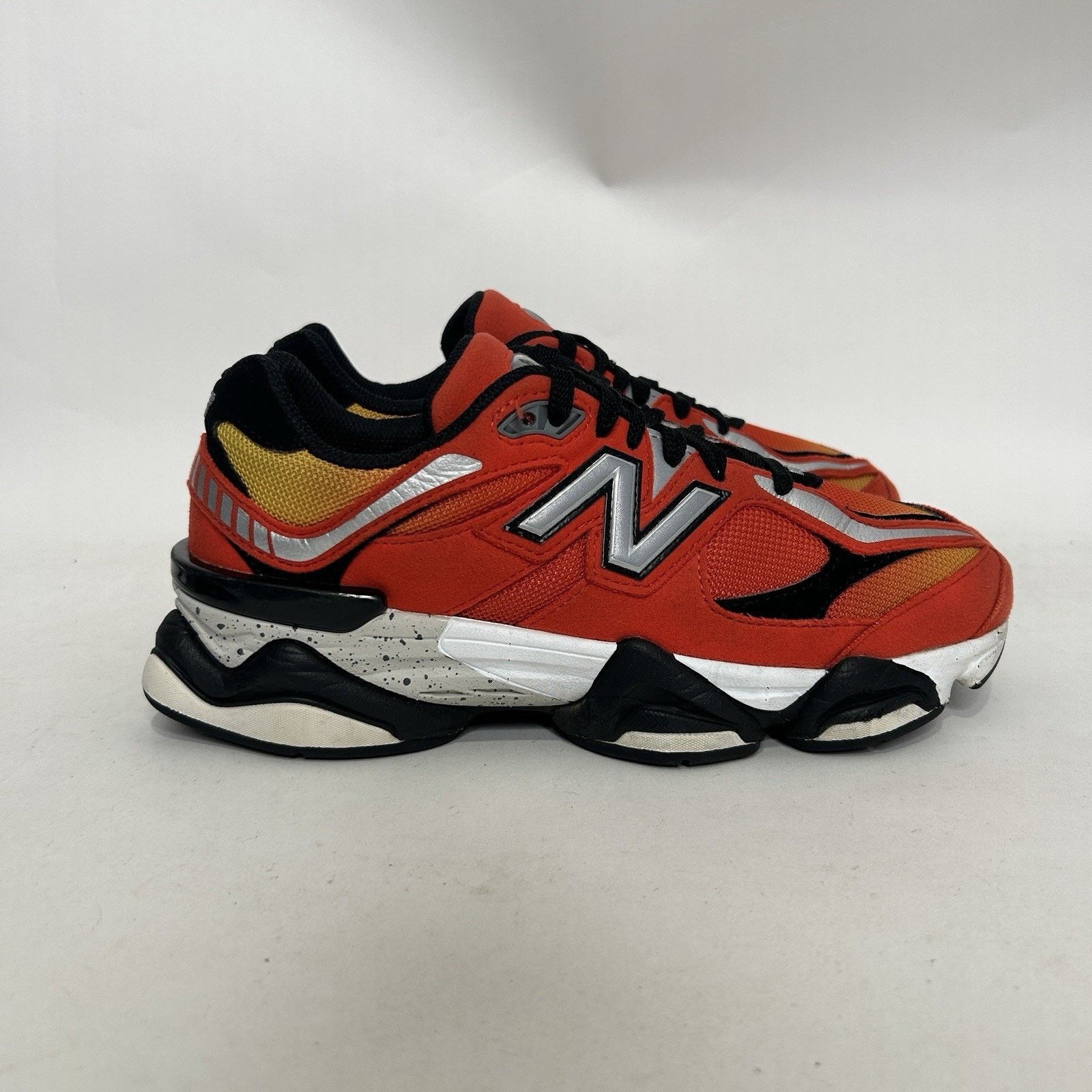 New Balance New Balance 9060 X DLTR GS “Fire Sign” GC9060DM Size US 7.5 / IT 37.5 - 4 Thumbnail